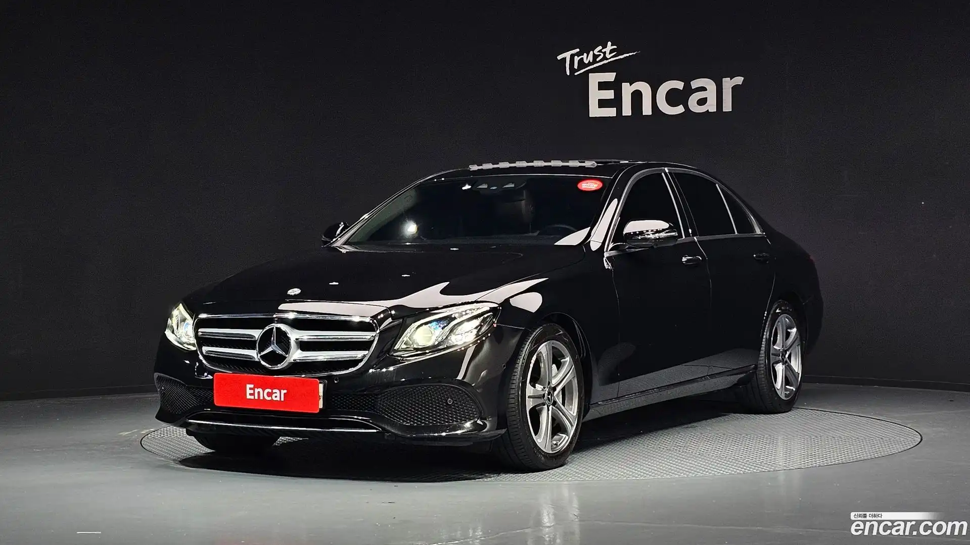 E-Class Mercedes-Benz 2018.3-OUTER-001