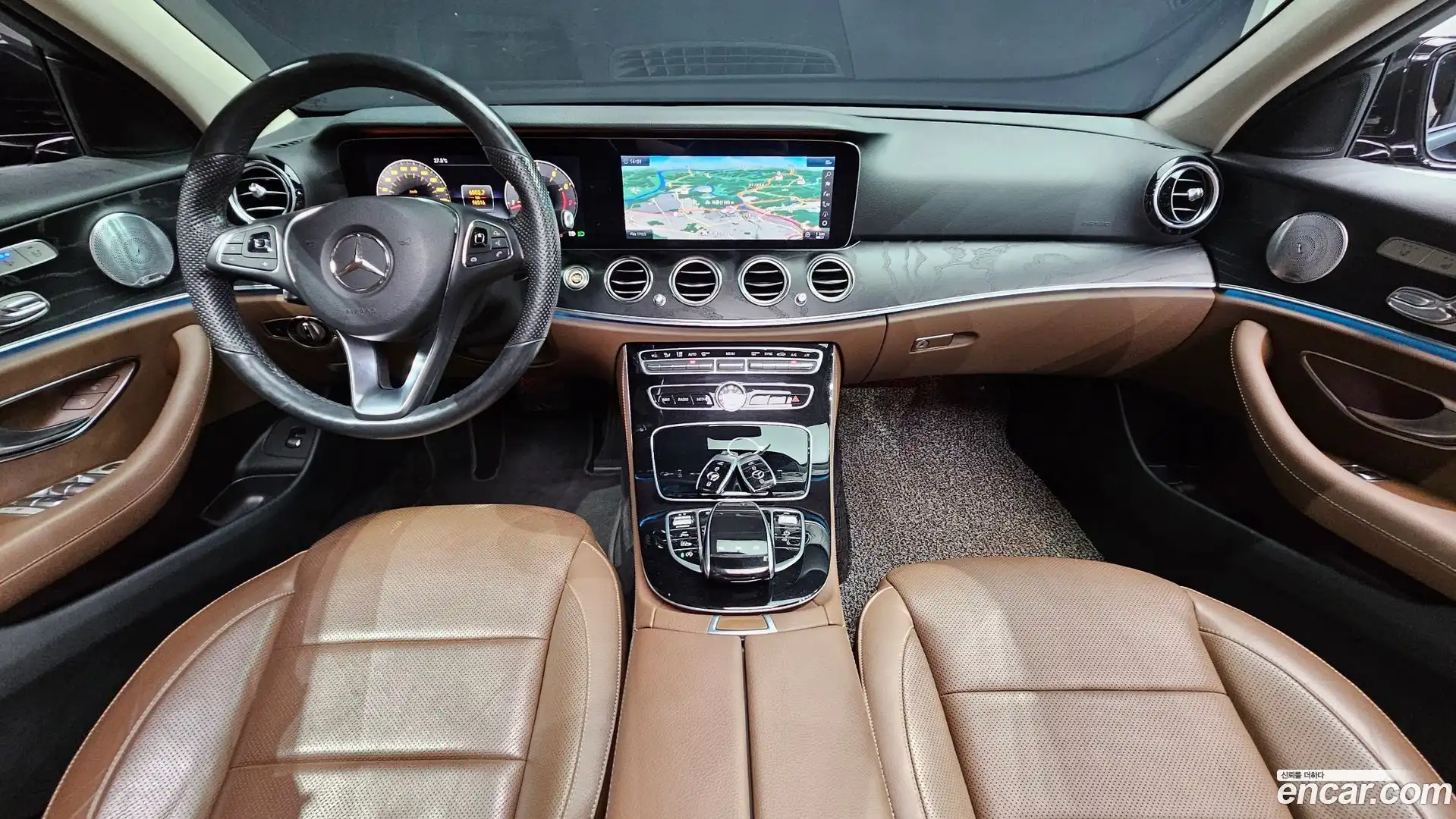 E-Class Mercedes-Benz 2018.3-INNER-007