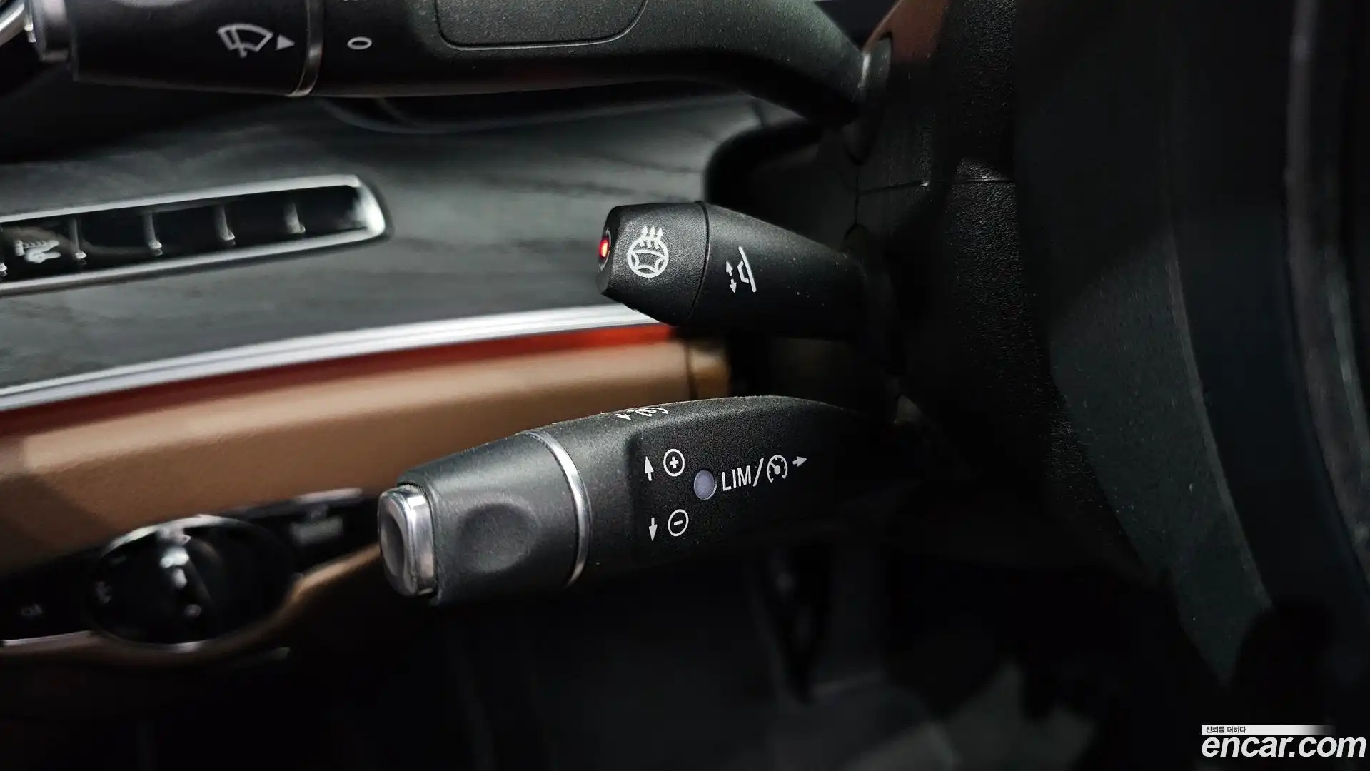 E-Class Mercedes-Benz 2018.3-OPTION-023