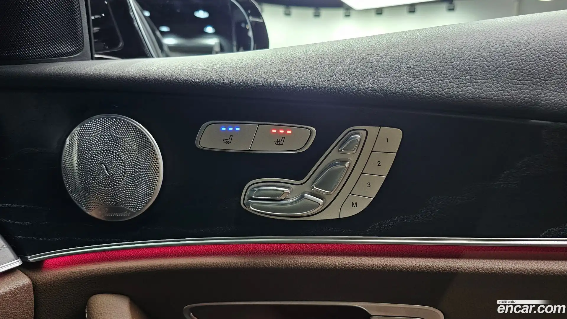 E-Class Mercedes-Benz 2018.3-OPTION-043