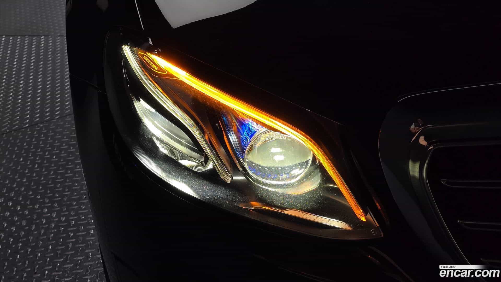 E-Class Mercedes-Benz 2020.1-OUTER-032