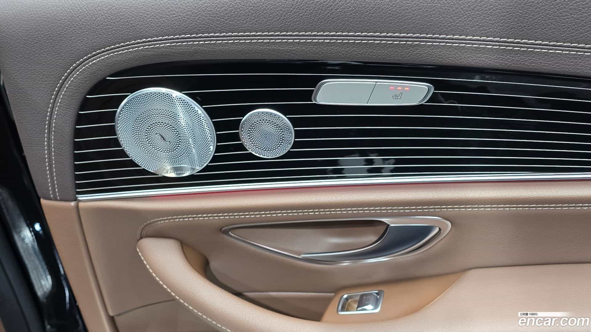 E-Class Mercedes-Benz 2020.1-OPTION-043