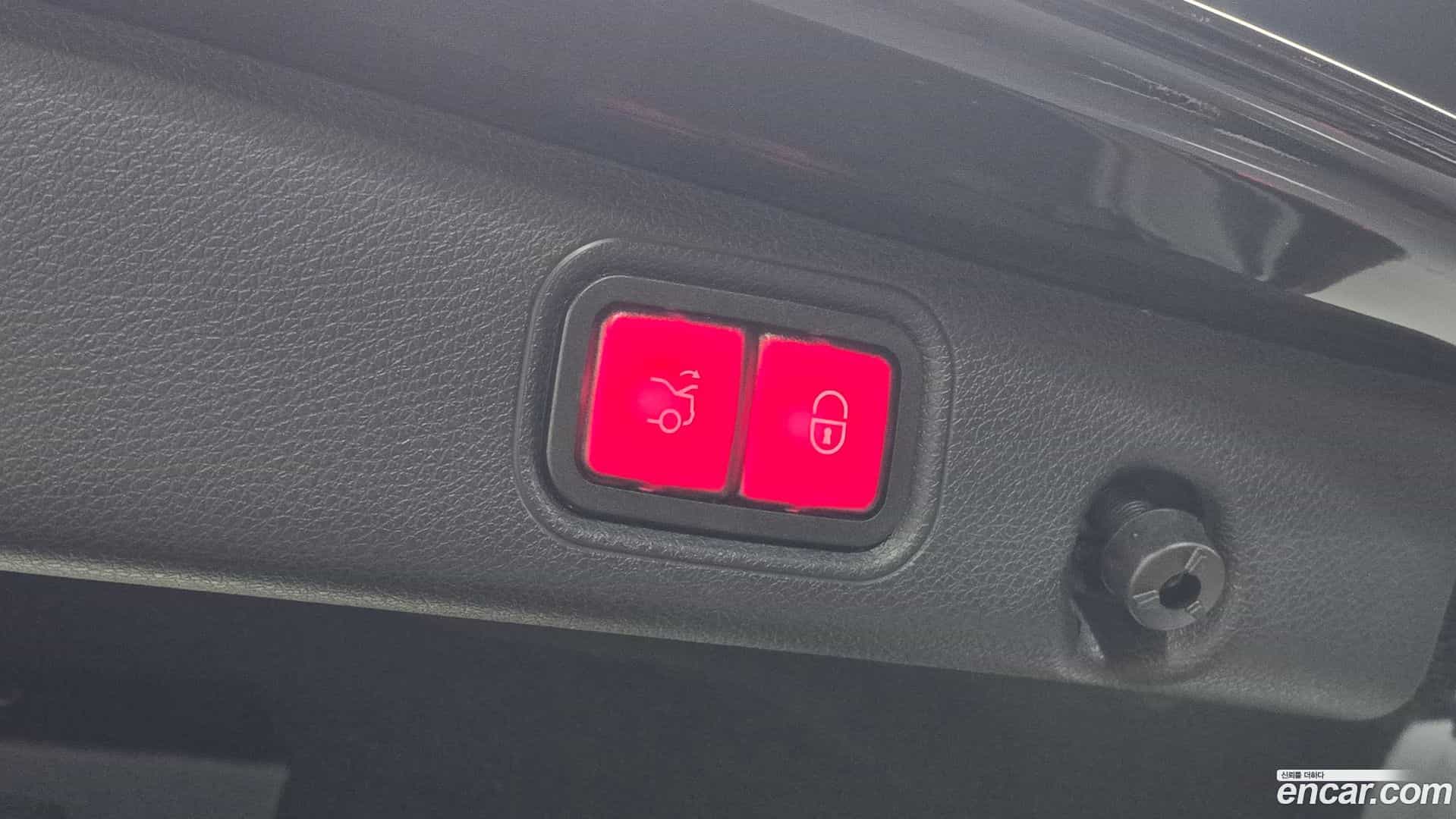 E-Class Mercedes-Benz 2020.1-OPTION-044