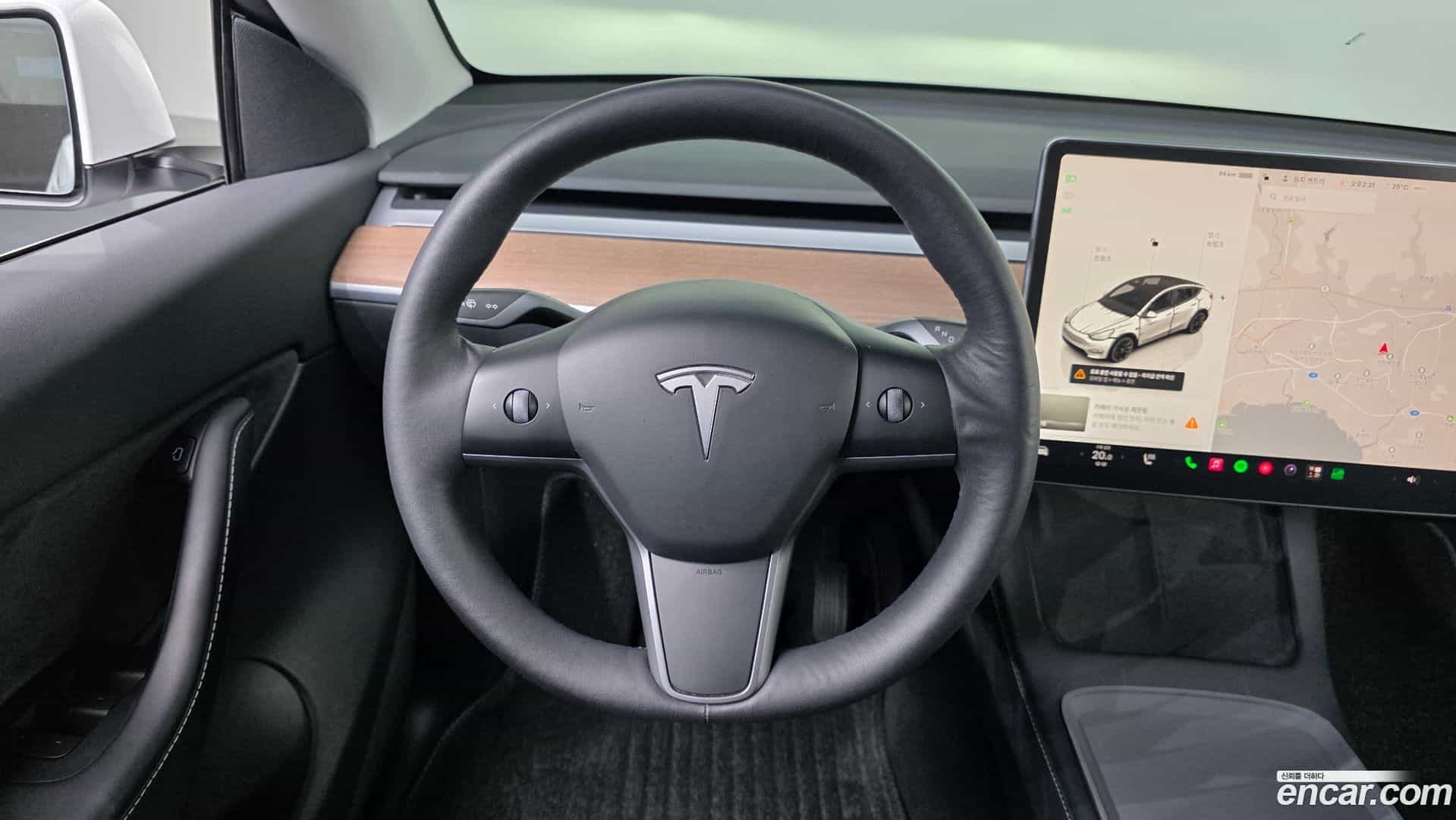 Model Y Tesla 2022.7-OPTION-017