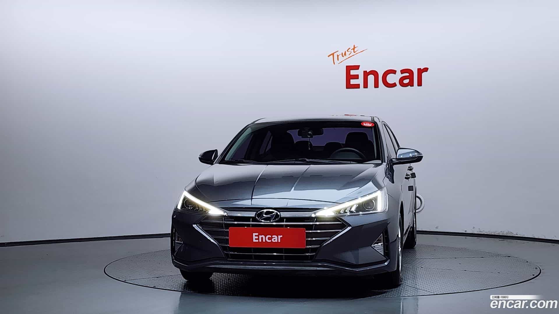 AVANTE Hyundai 2019.6-OUTER-003