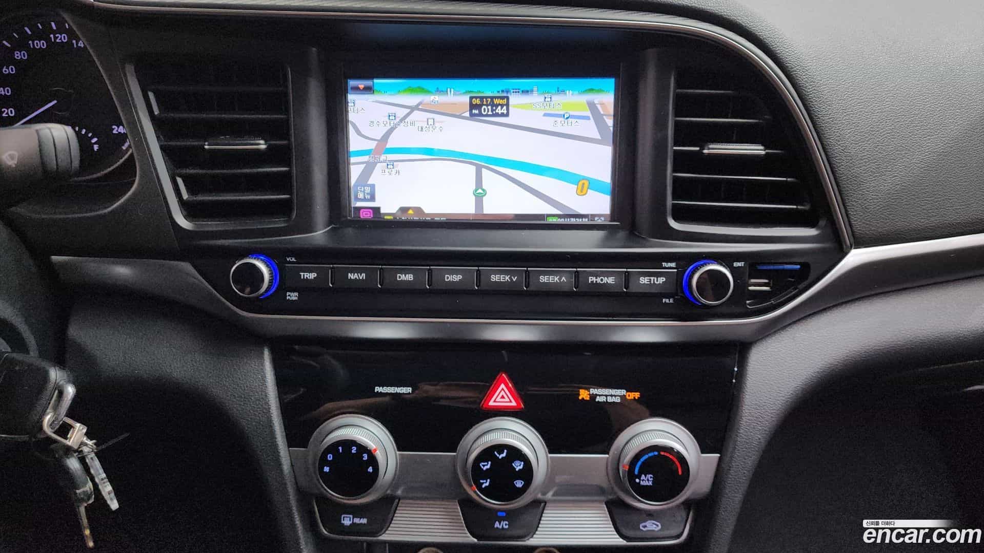 AVANTE Hyundai 2019.6-OPTION-016