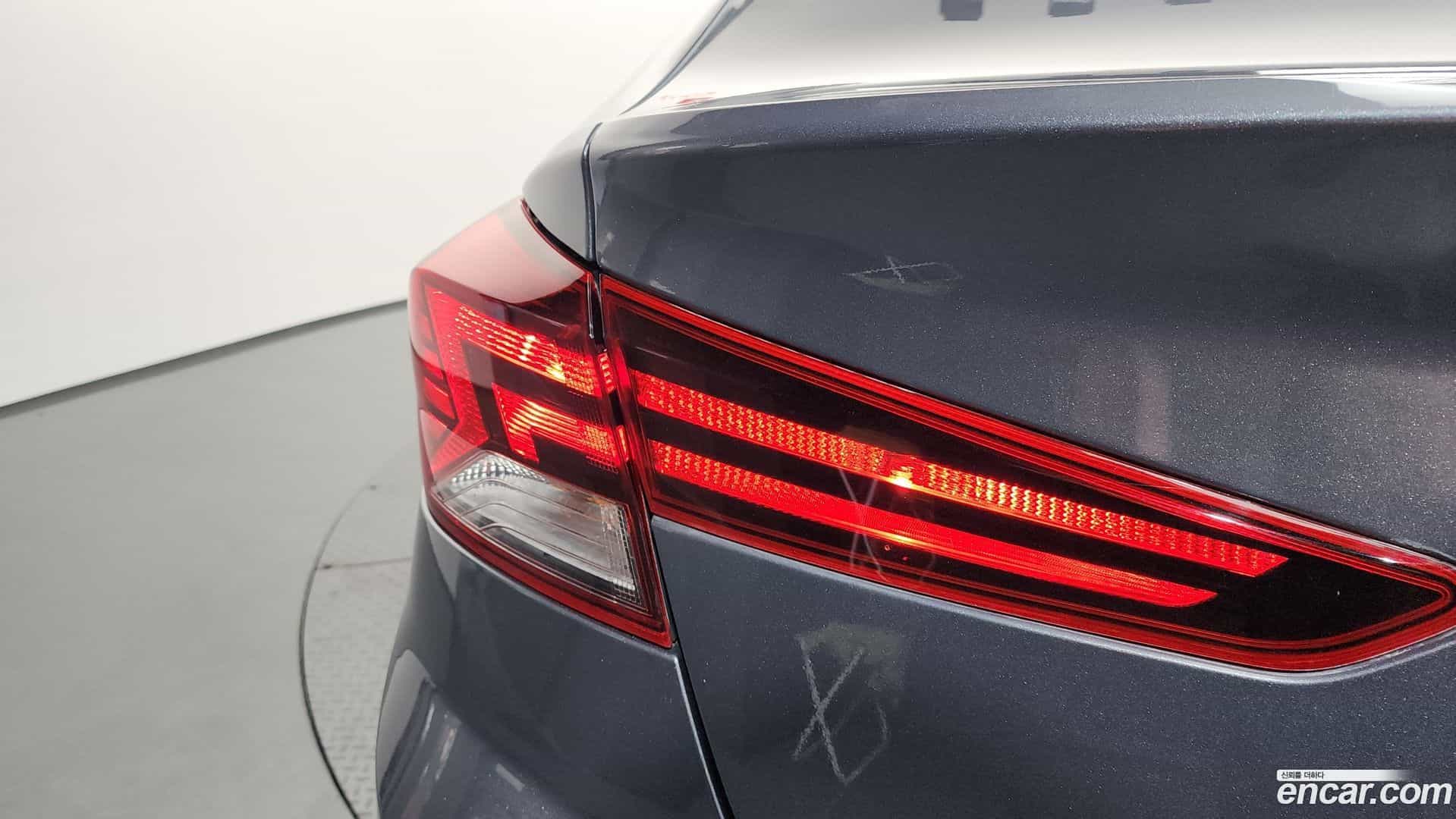 AVANTE Hyundai 2019.6-OUTER-033