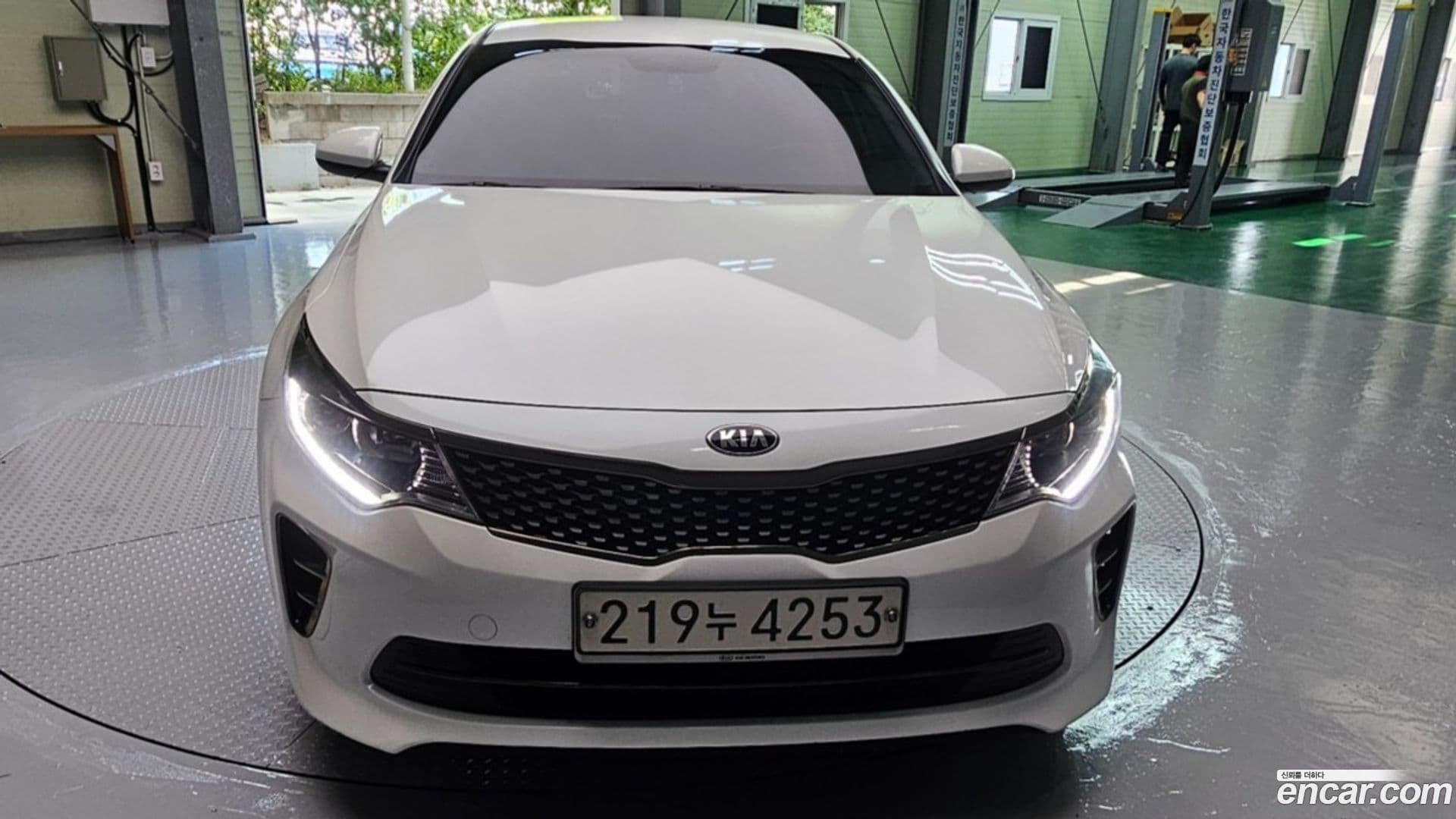 Main__Slider__Photo:K5 Kia 2017.7-0
