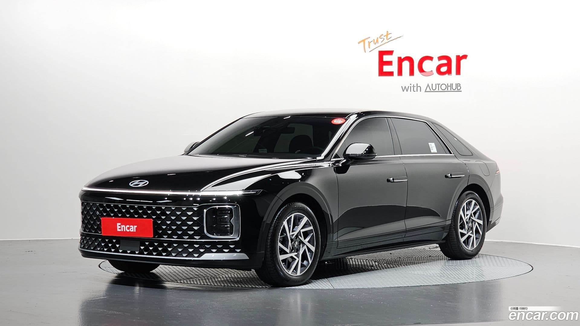 Main__Slider__Photo:Grandeur Hyundai 2025.11-0