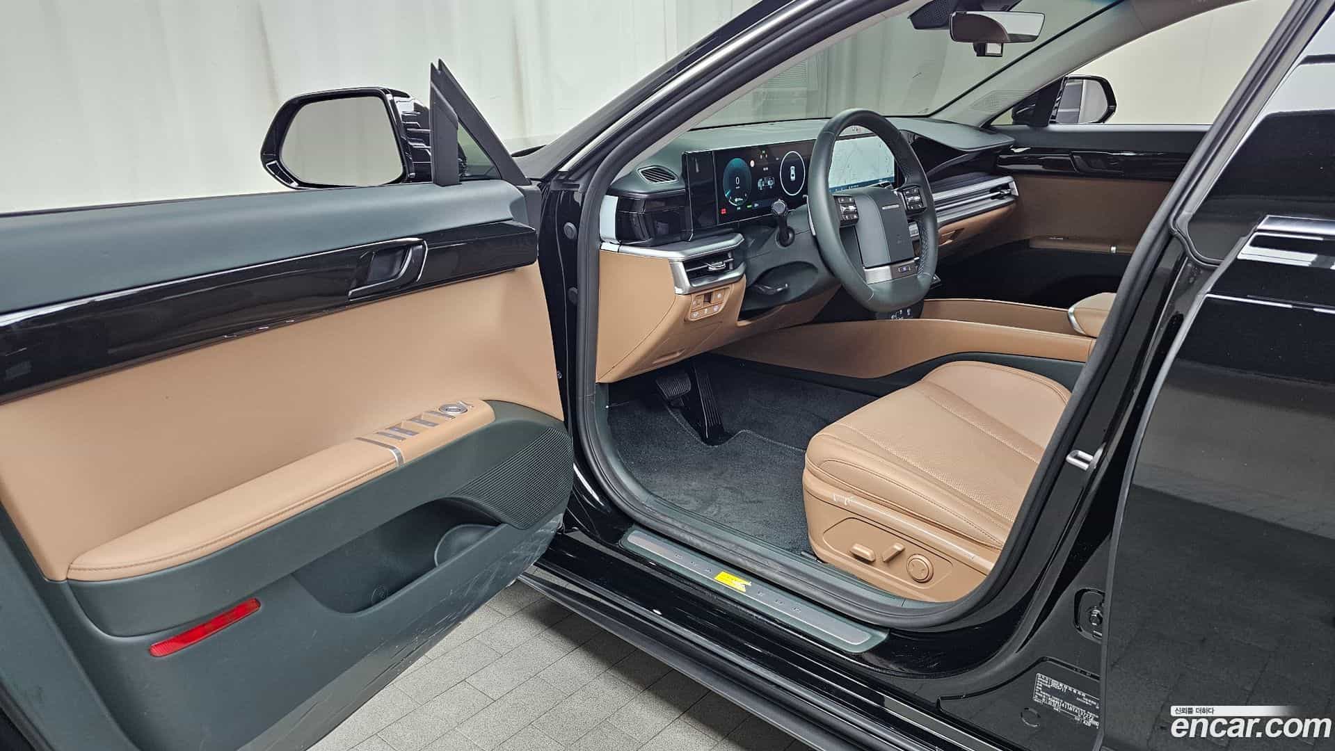 Grandeur Hyundai 2025.11-INNER-010