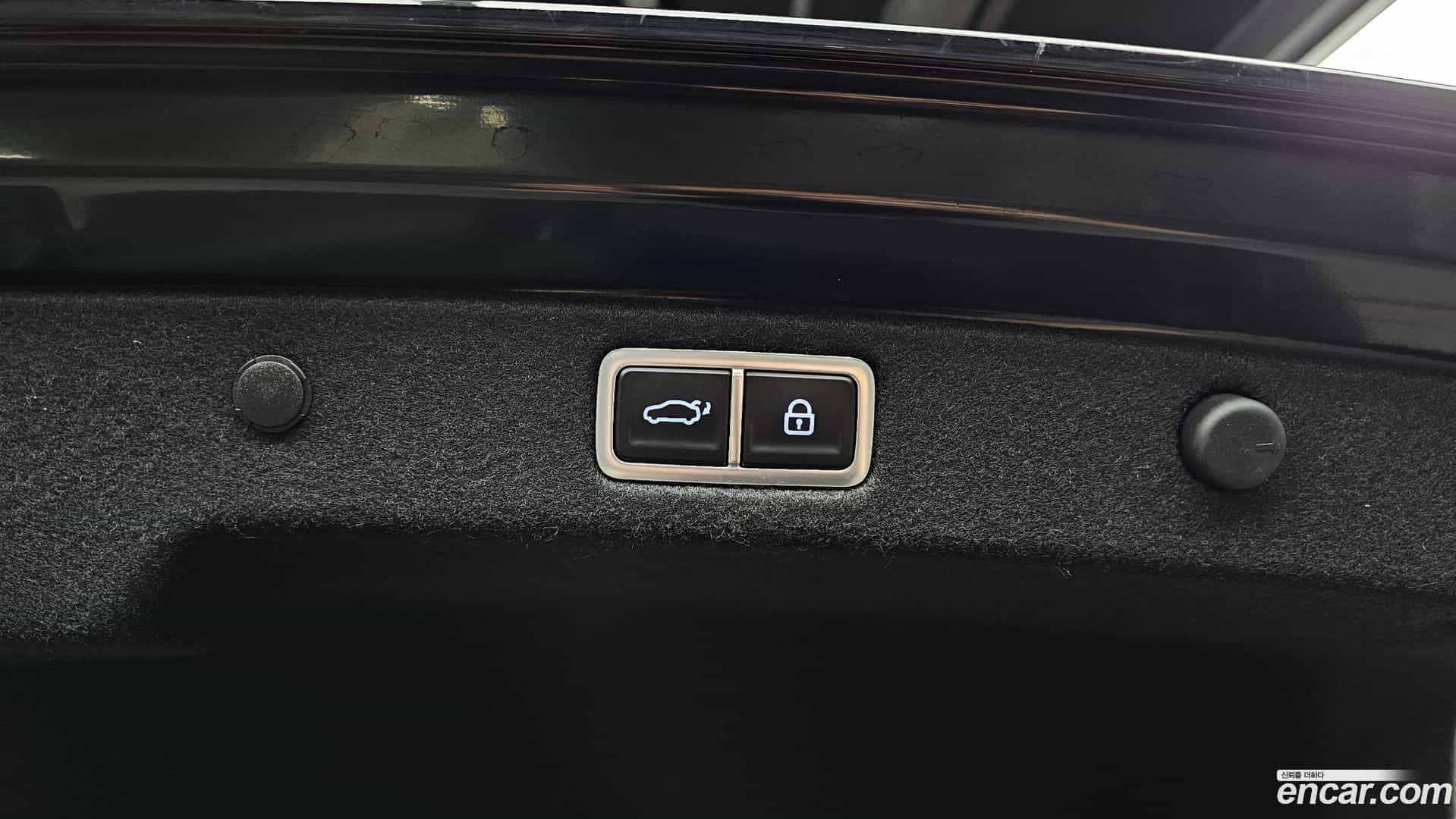 Grandeur Hyundai 2025.11-OPTION-019