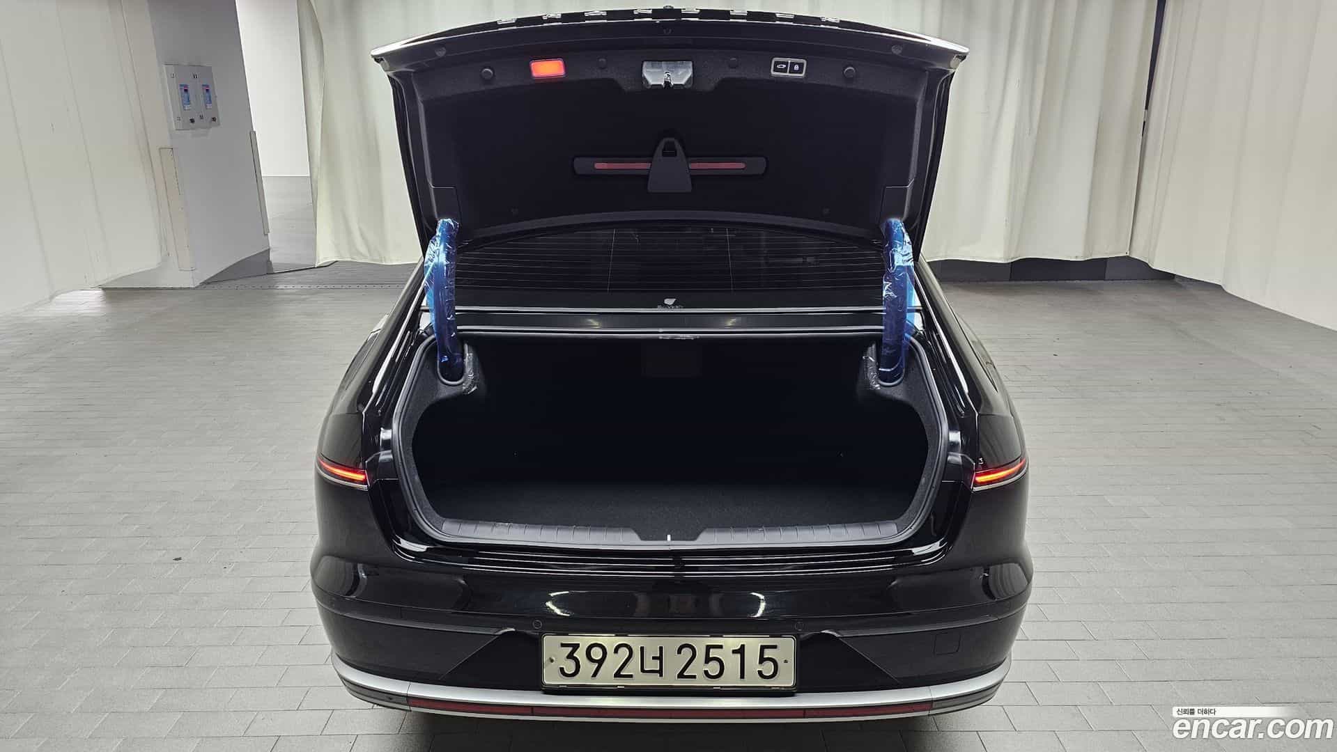 Grandeur Hyundai 2025.11-OPTION-020