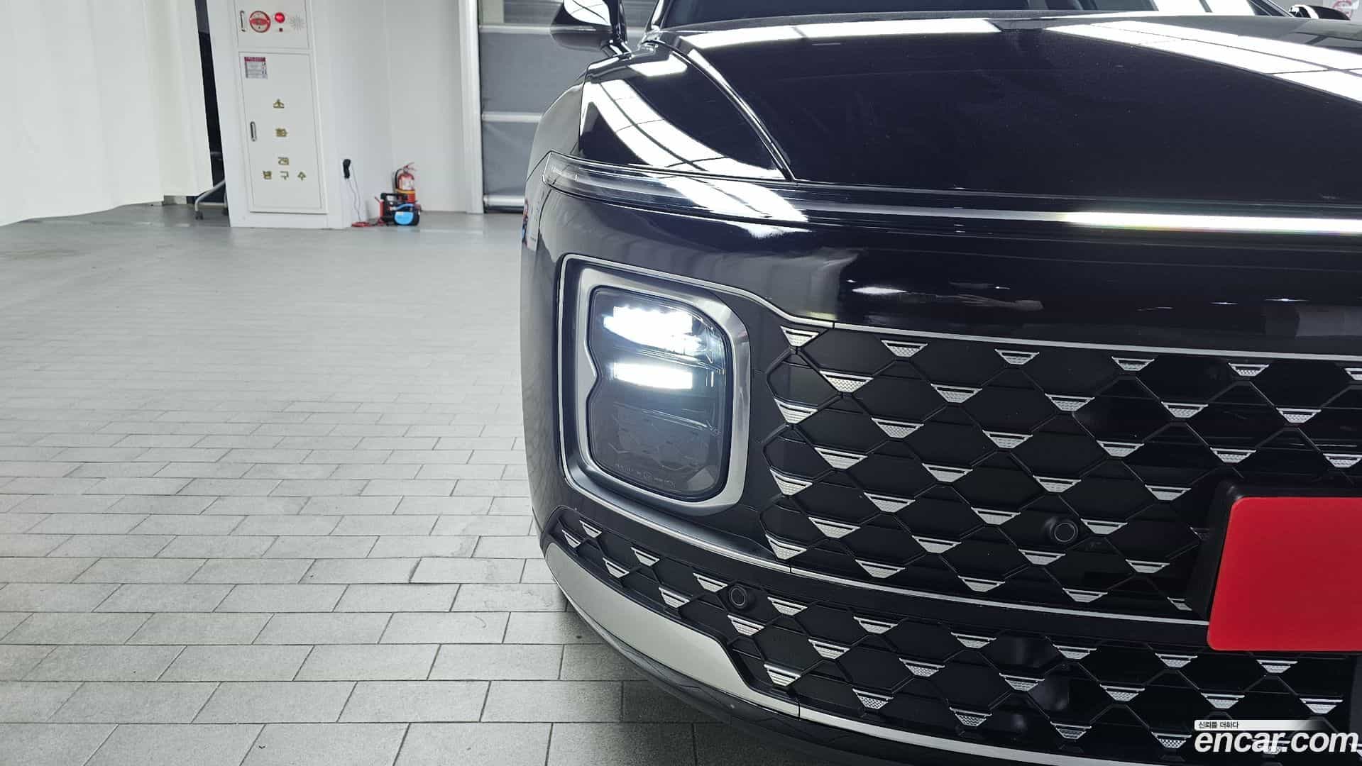 Grandeur Hyundai 2025.11-OUTER-032