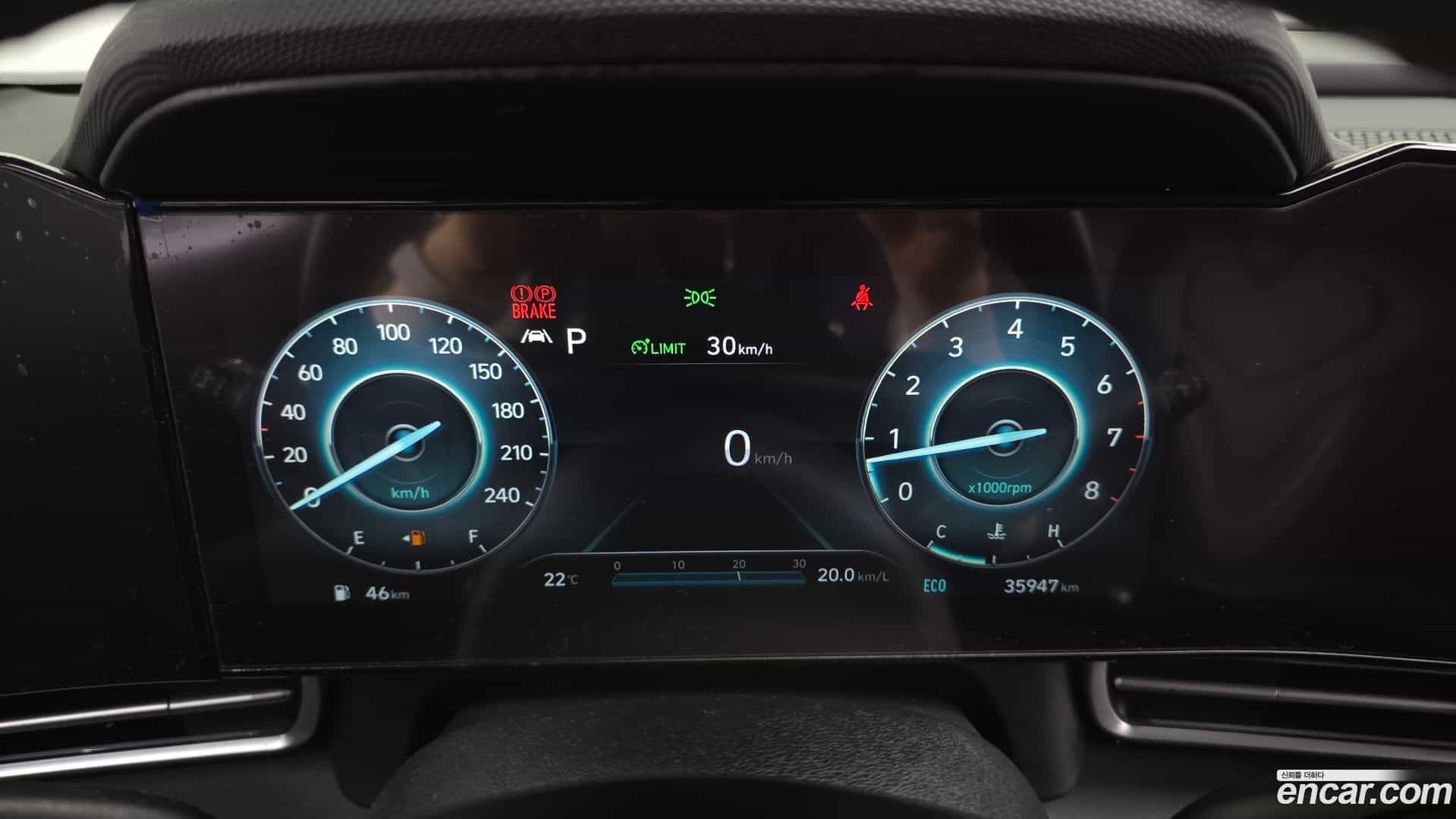 AVANTE Hyundai 2022.3-INNER-008