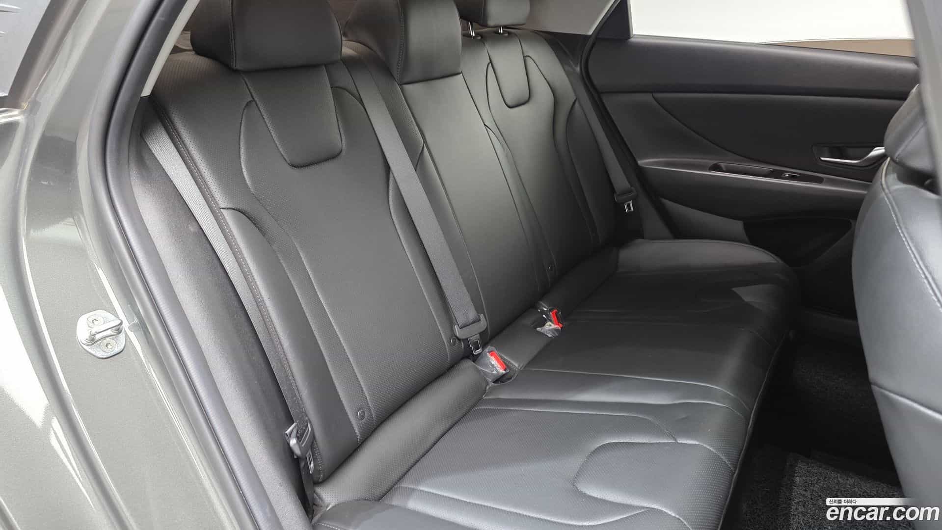 AVANTE Hyundai 2022.3-INNER-036