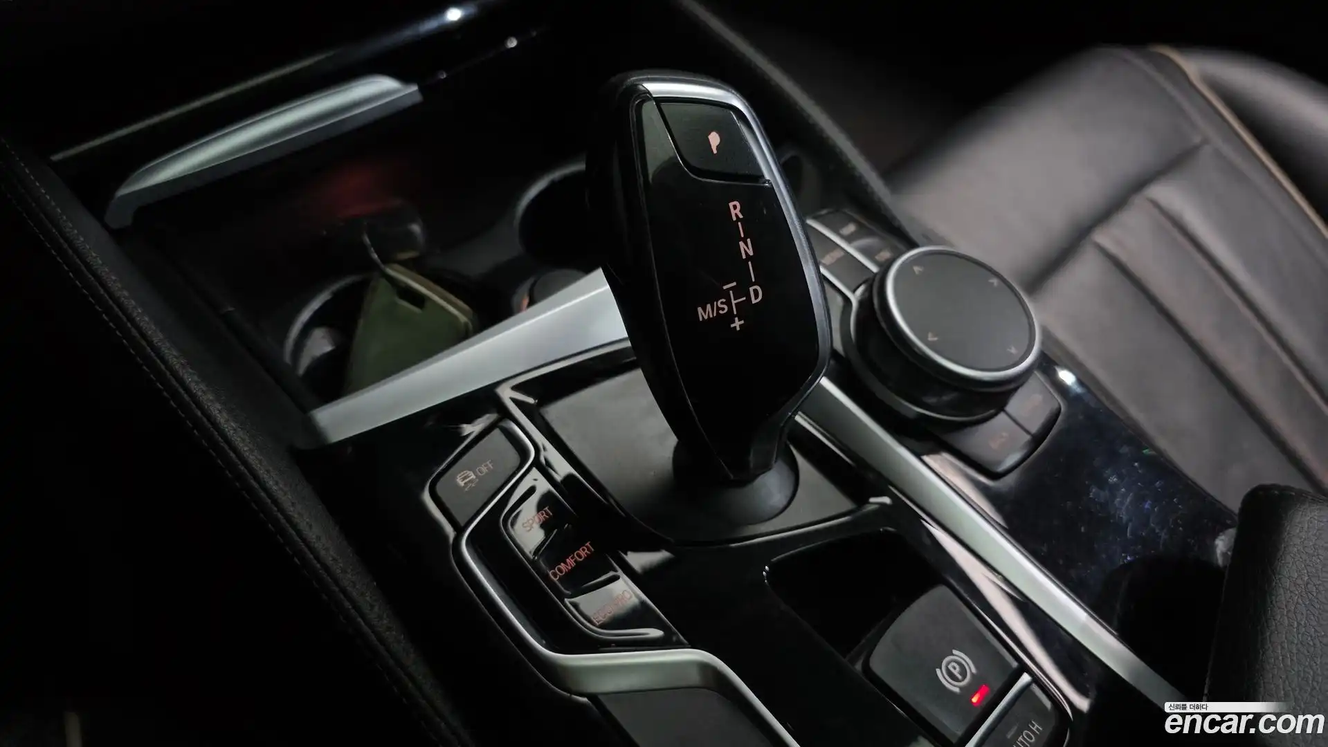 5-Series BMW 2018.1-INNER-009