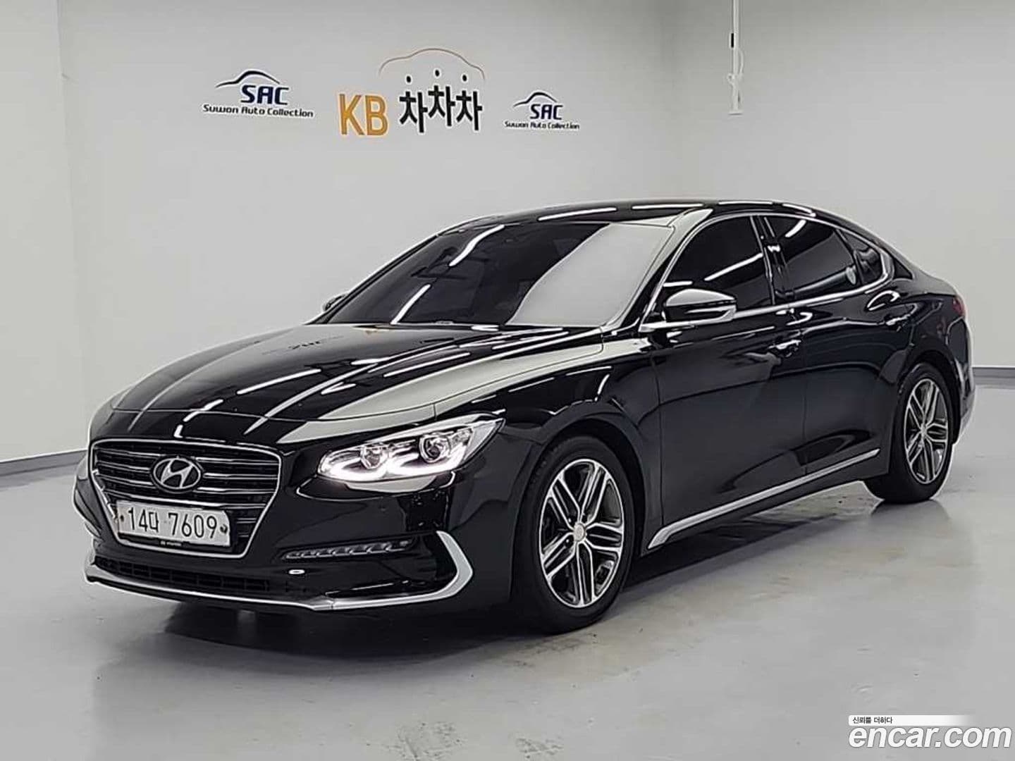 Main__Slider__Photo:Grandeur Hyundai 2016.11-0