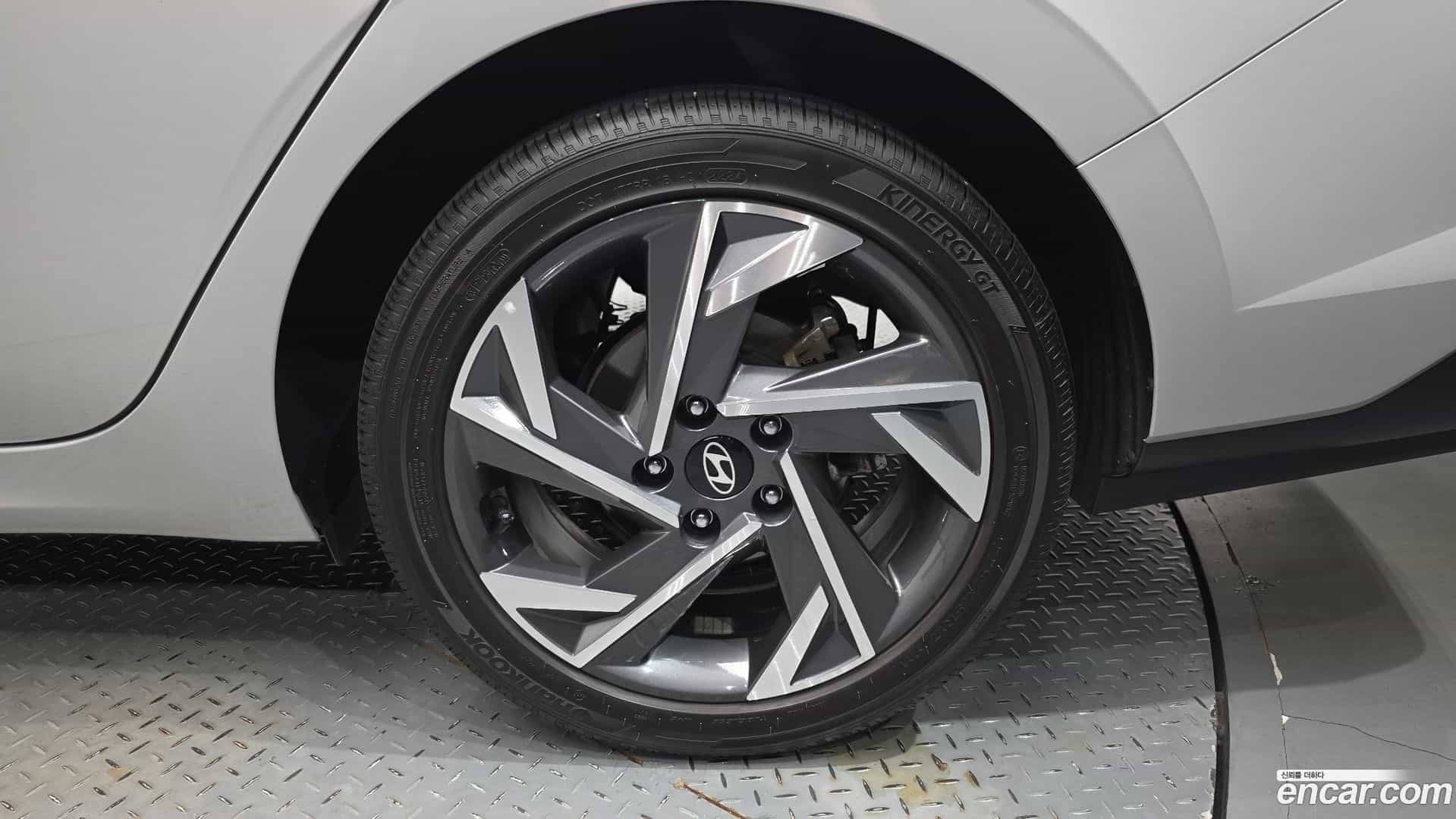 AVANTE Hyundai 2024.6-OUTER-031