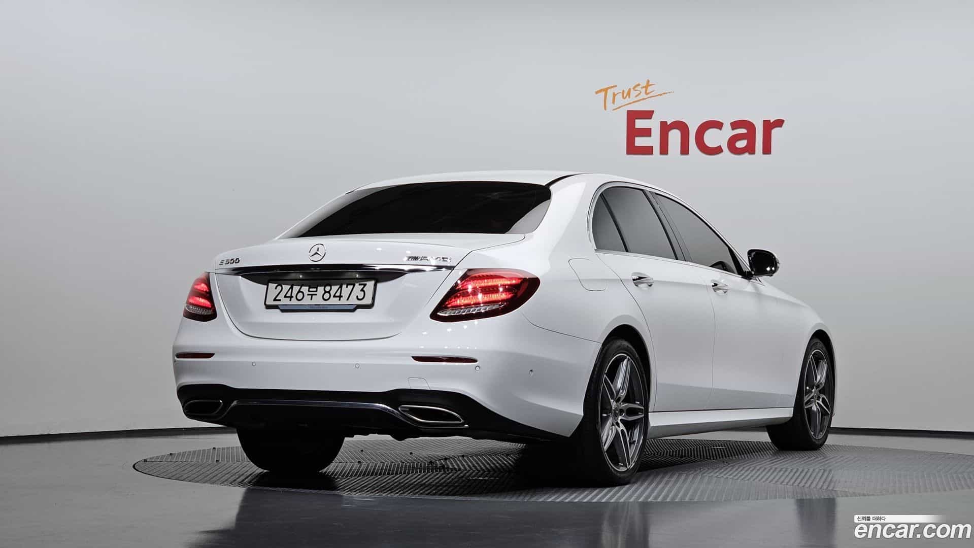 E-Class Mercedes-Benz 2019.4-OUTER-002