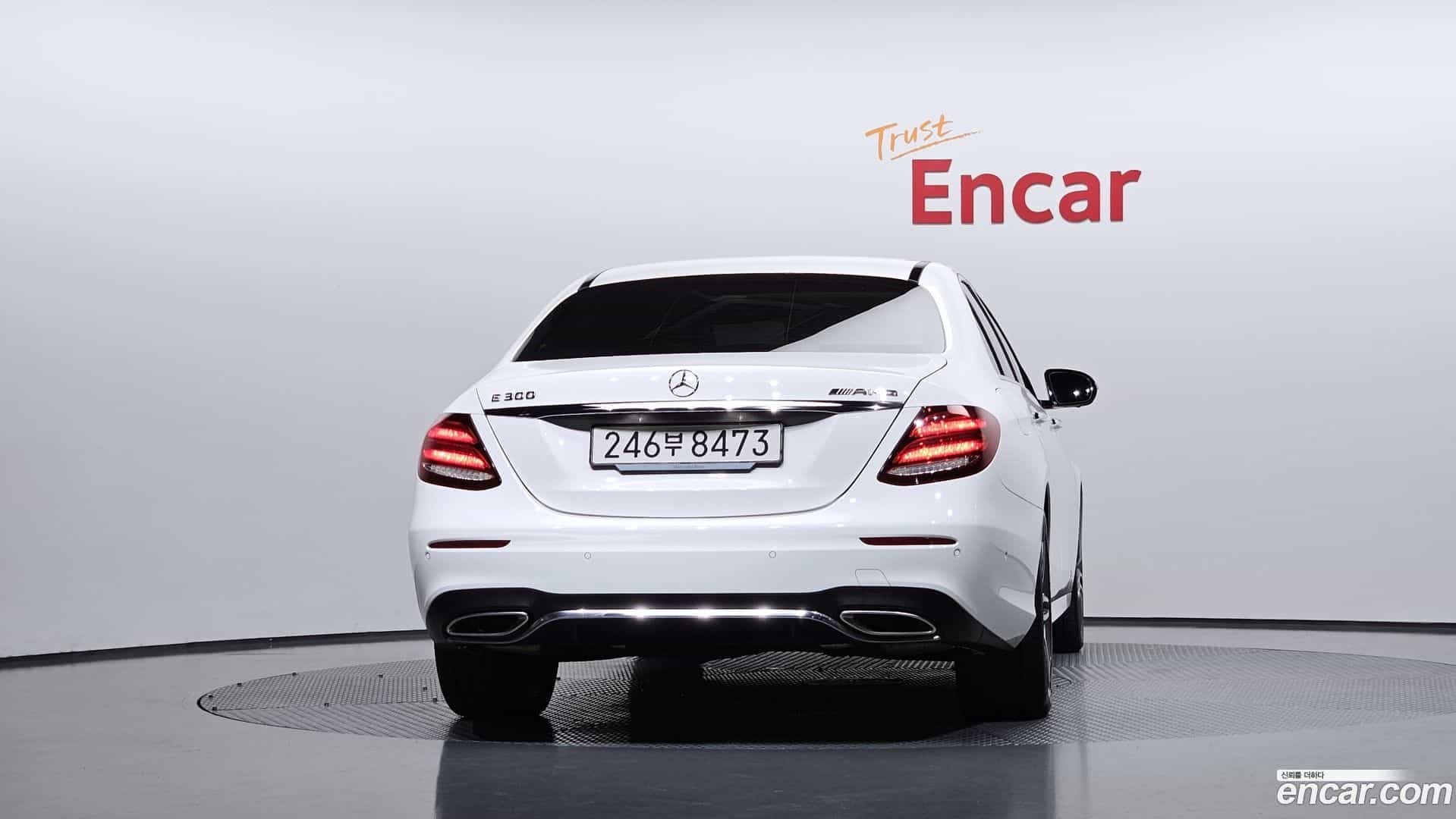 E-Class Mercedes-Benz 2019.4-OUTER-004