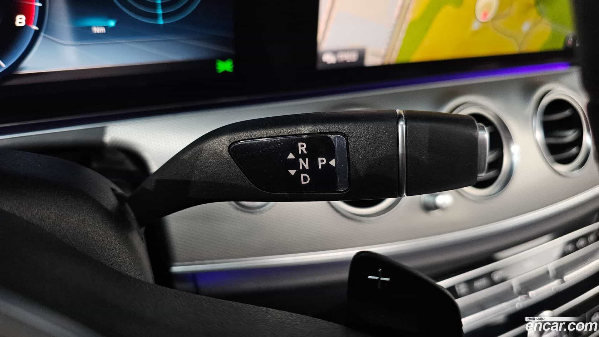 E-Class Mercedes-Benz 2019.4-INNER-009