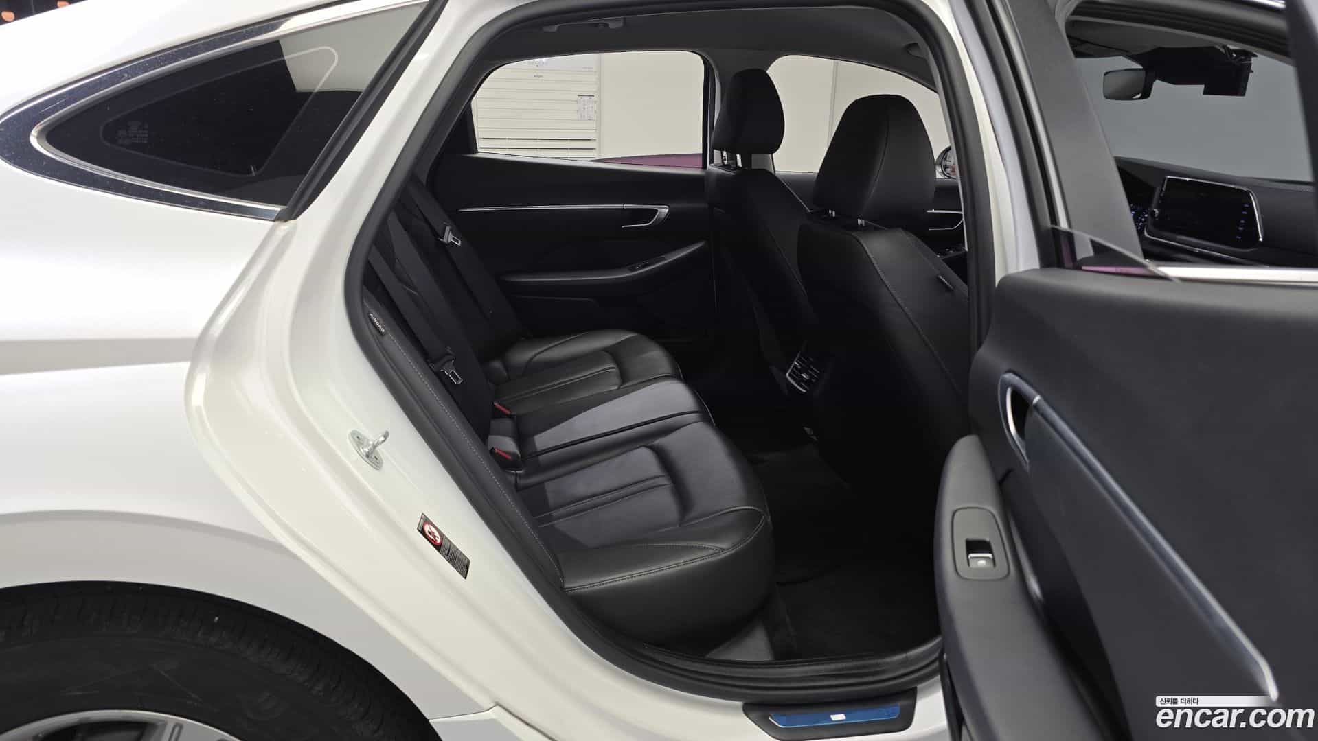 Sonata Hyundai 2019.9-OPTION-015
