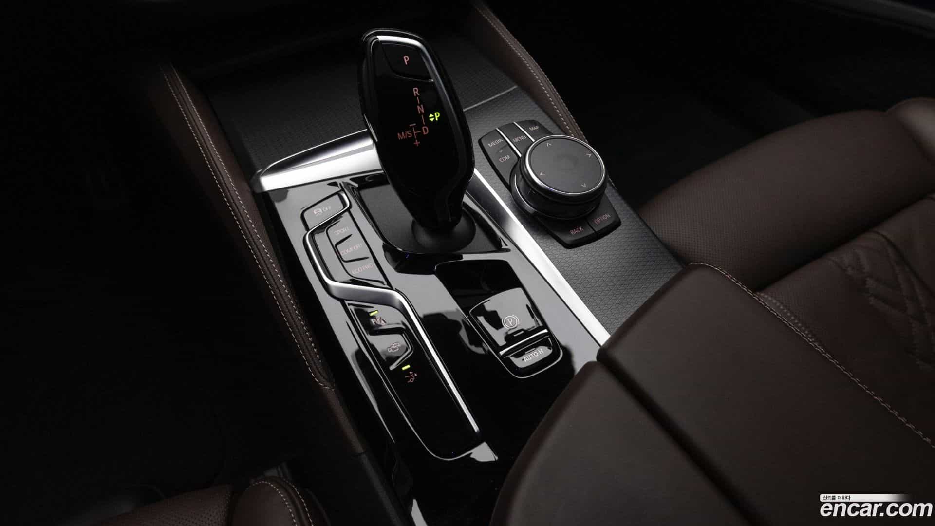 Gran Turismo BMW 2023.2-INNER-009