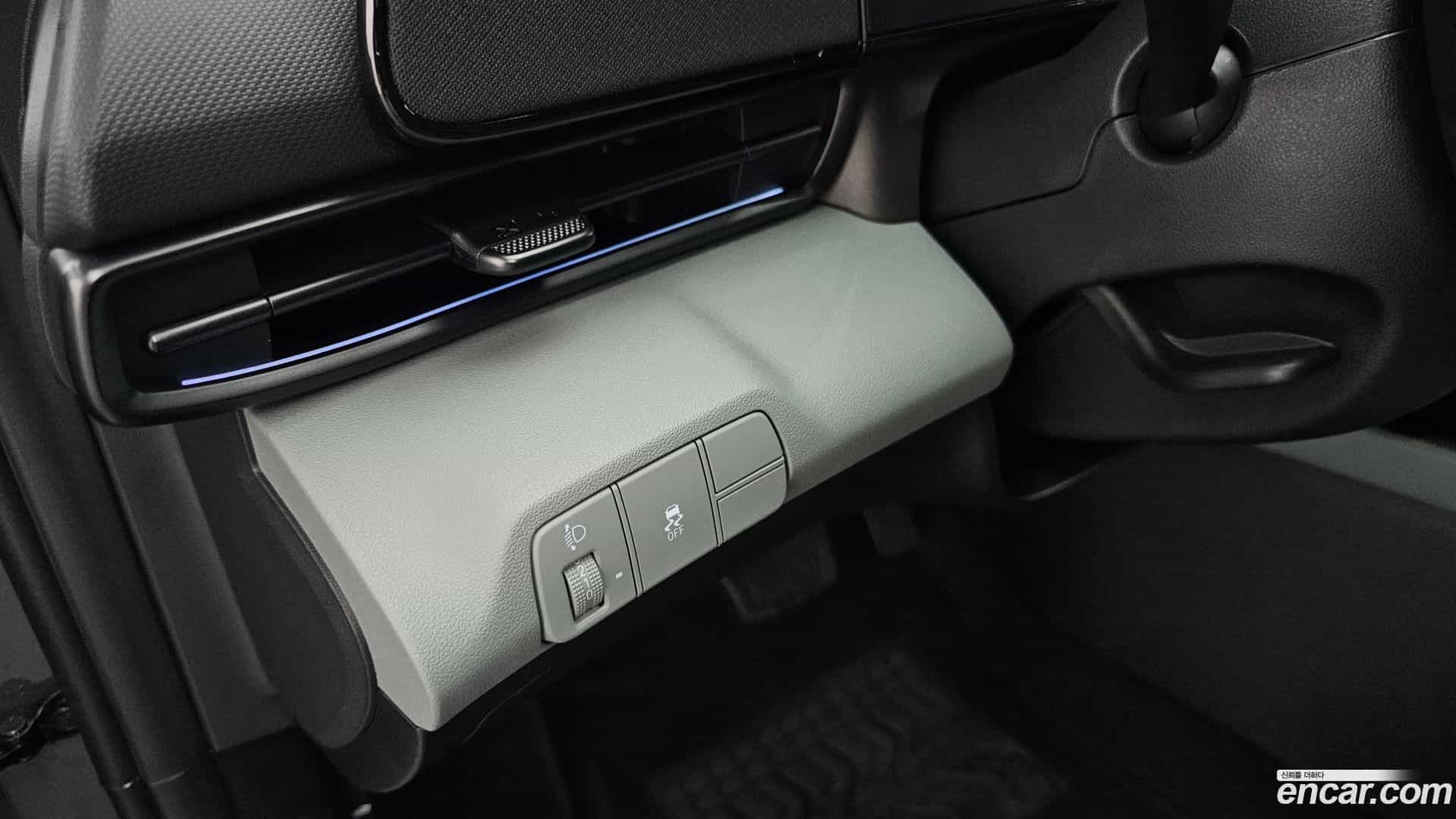AVANTE Hyundai 2025.10-OPTION-022
