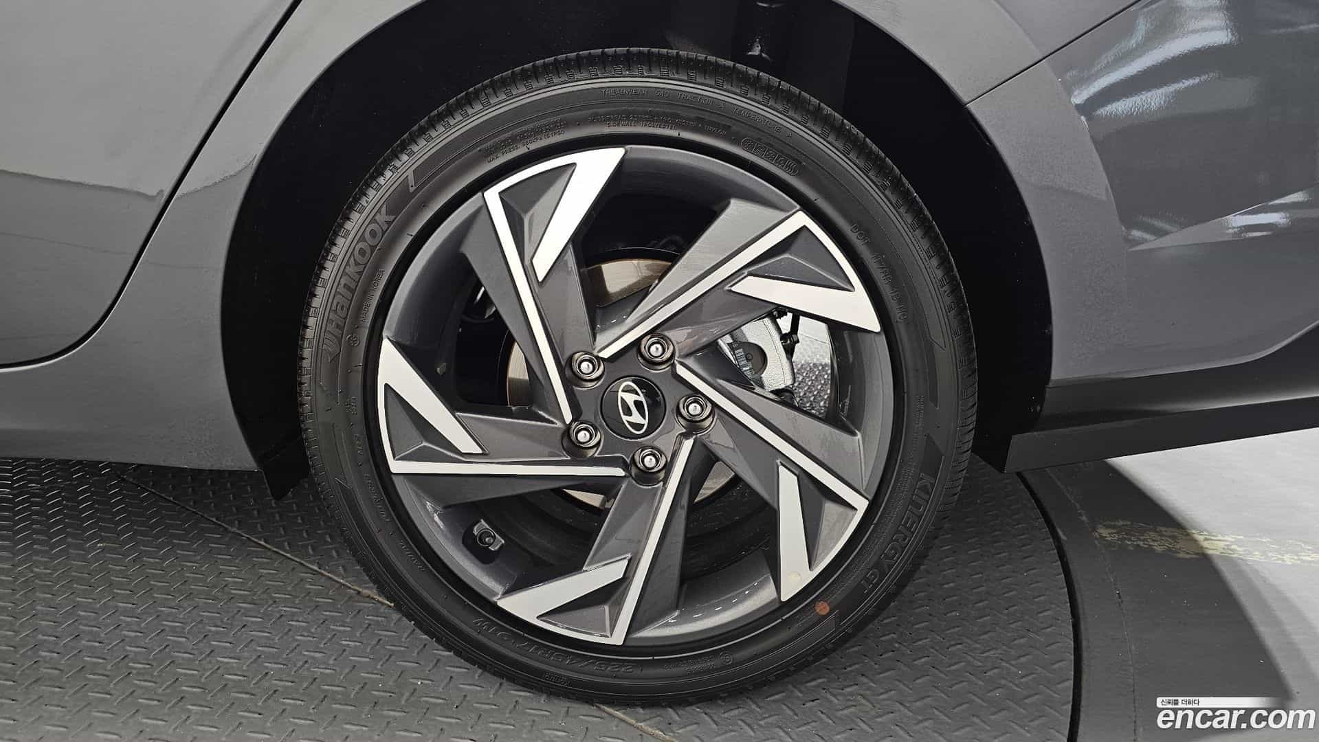 AVANTE Hyundai 2025.10-OUTER-031