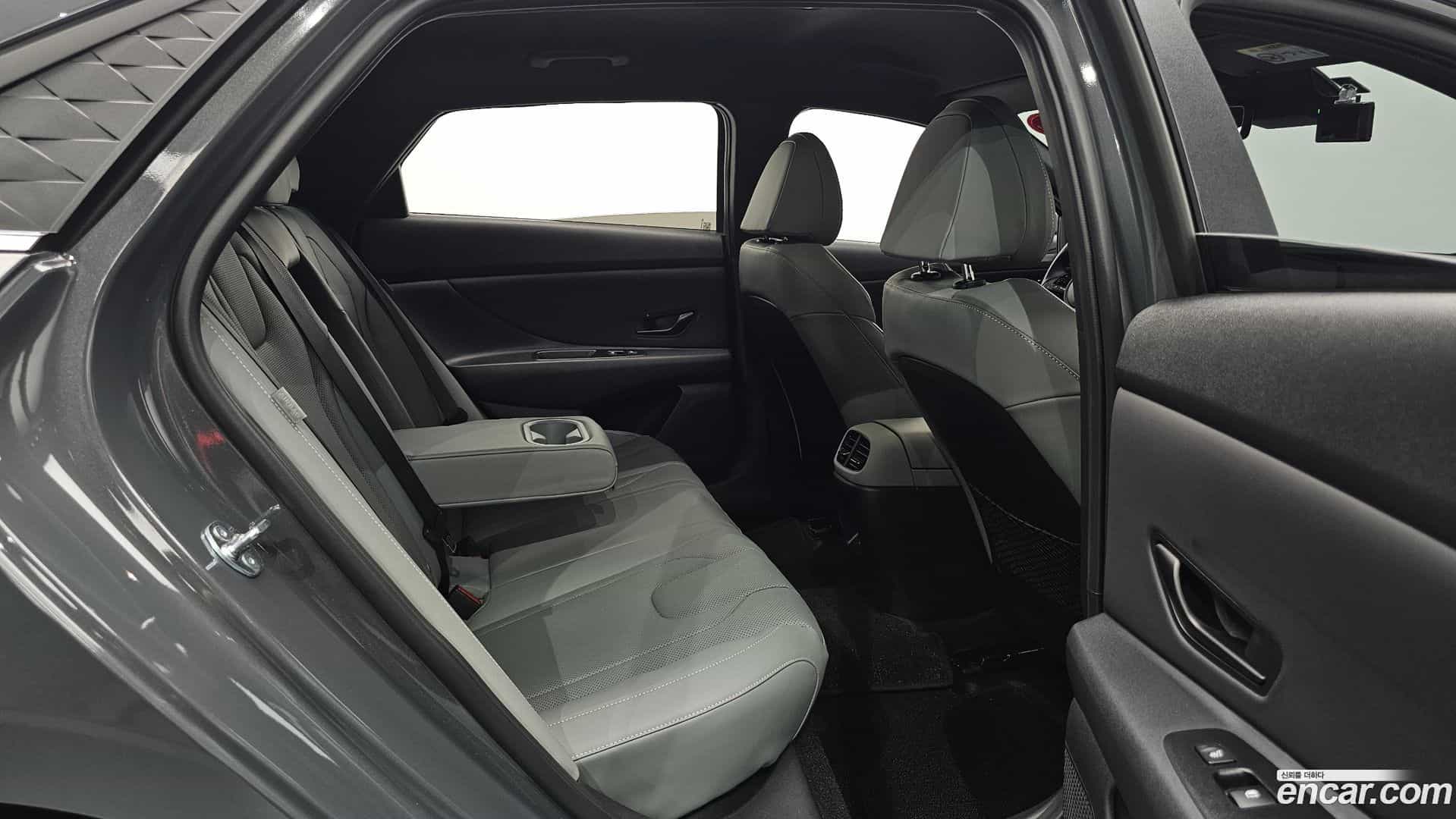 AVANTE Hyundai 2025.10-INNER-036