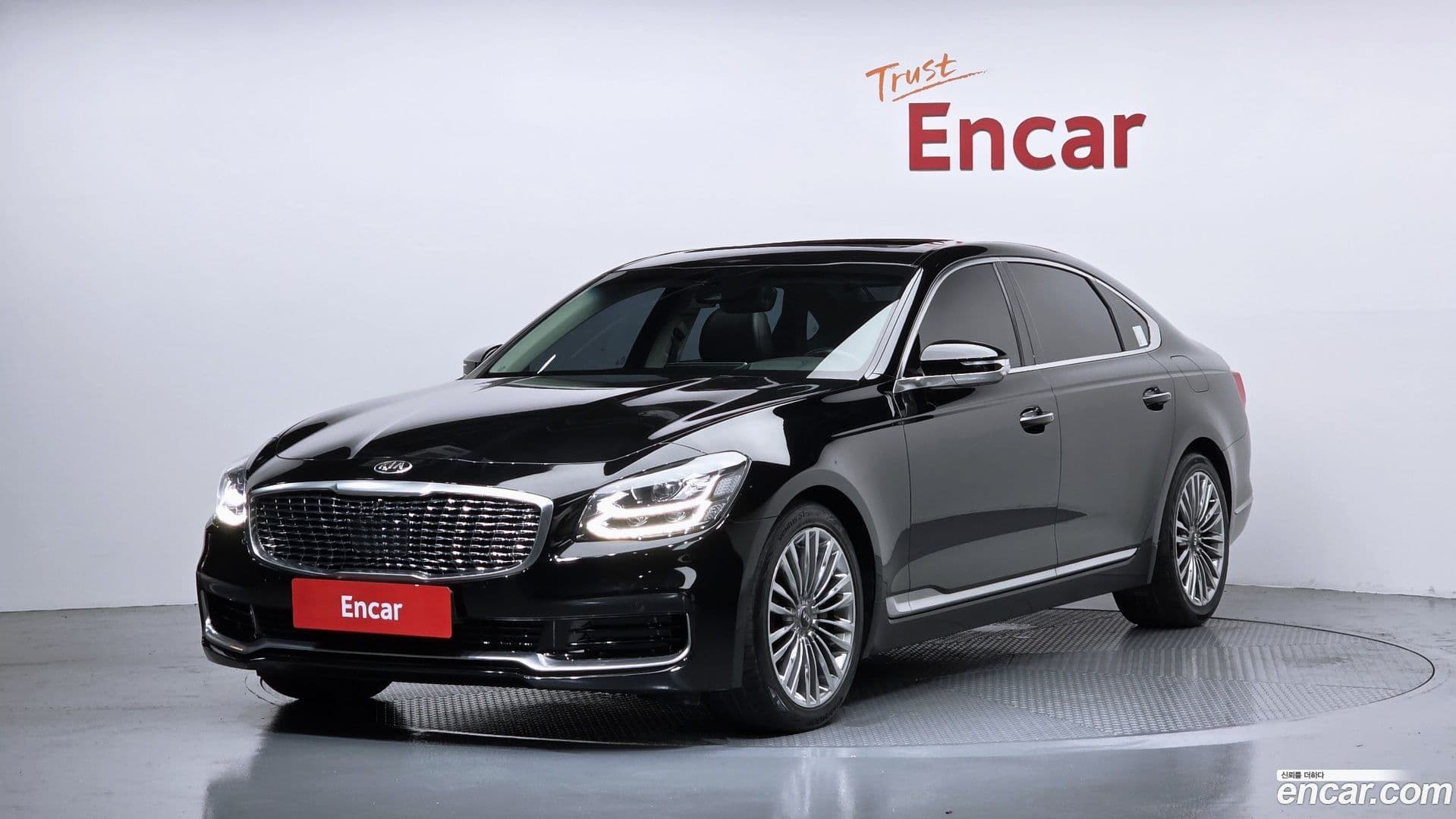 Main__Slider__Photo:K9 Kia 2018.3-0