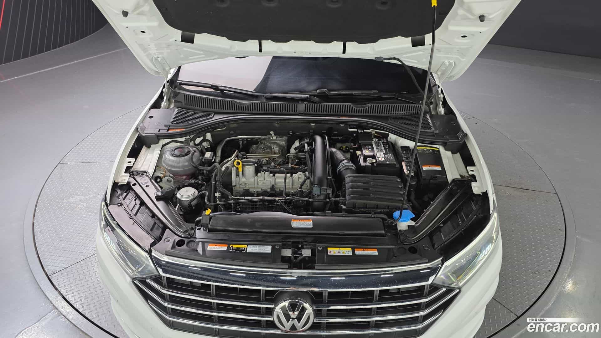 Jetta Volkswagen 2021.9-OUTER-006