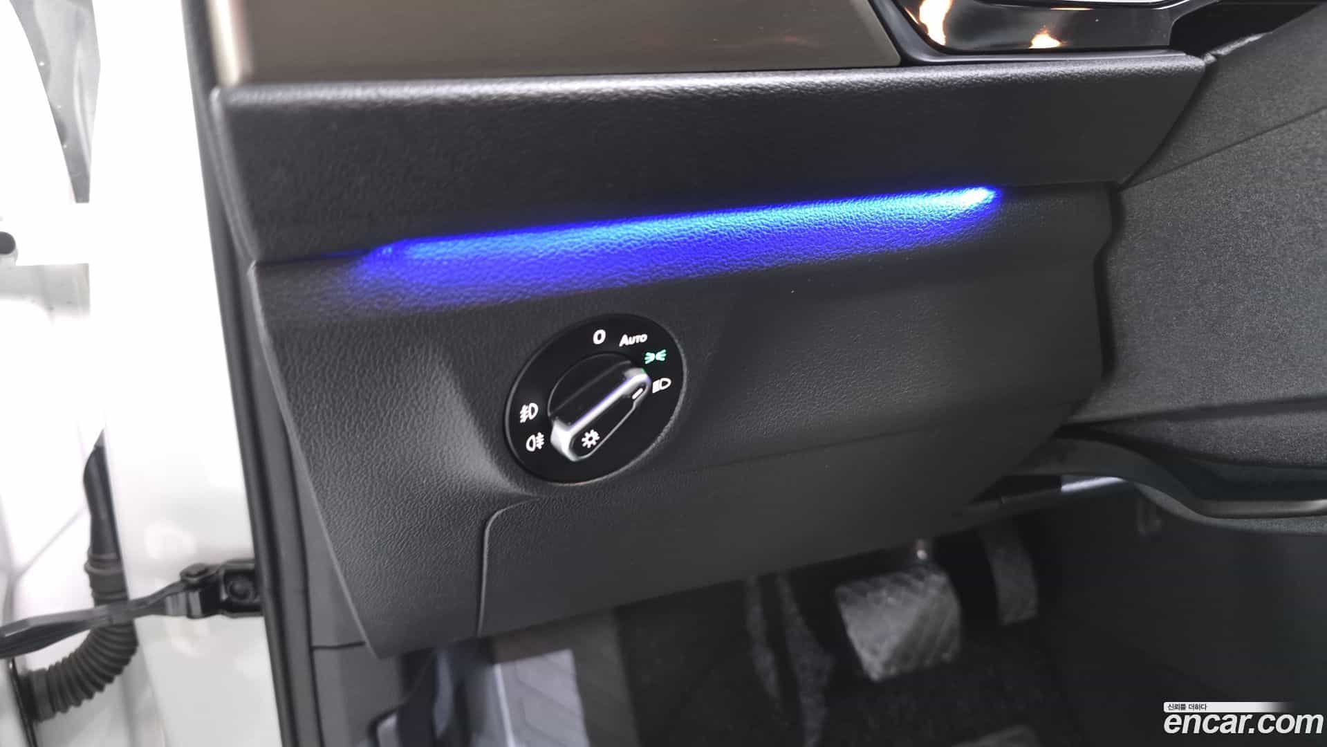 Jetta Volkswagen 2021.9-OPTION-043