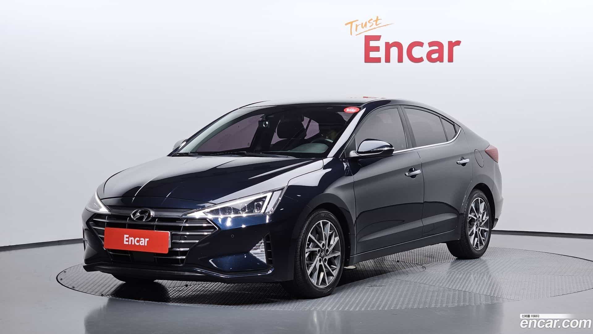 AVANTE Hyundai 2018.8-OUTER-001