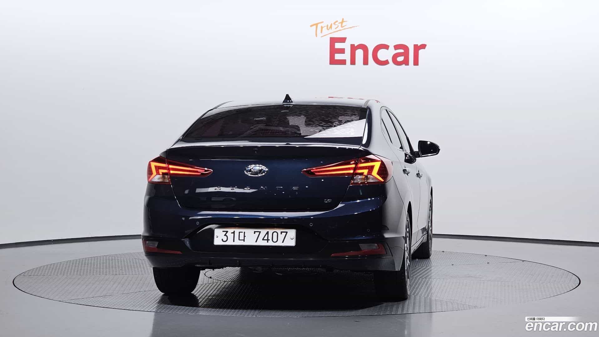 AVANTE Hyundai 2018.8-OUTER-004
