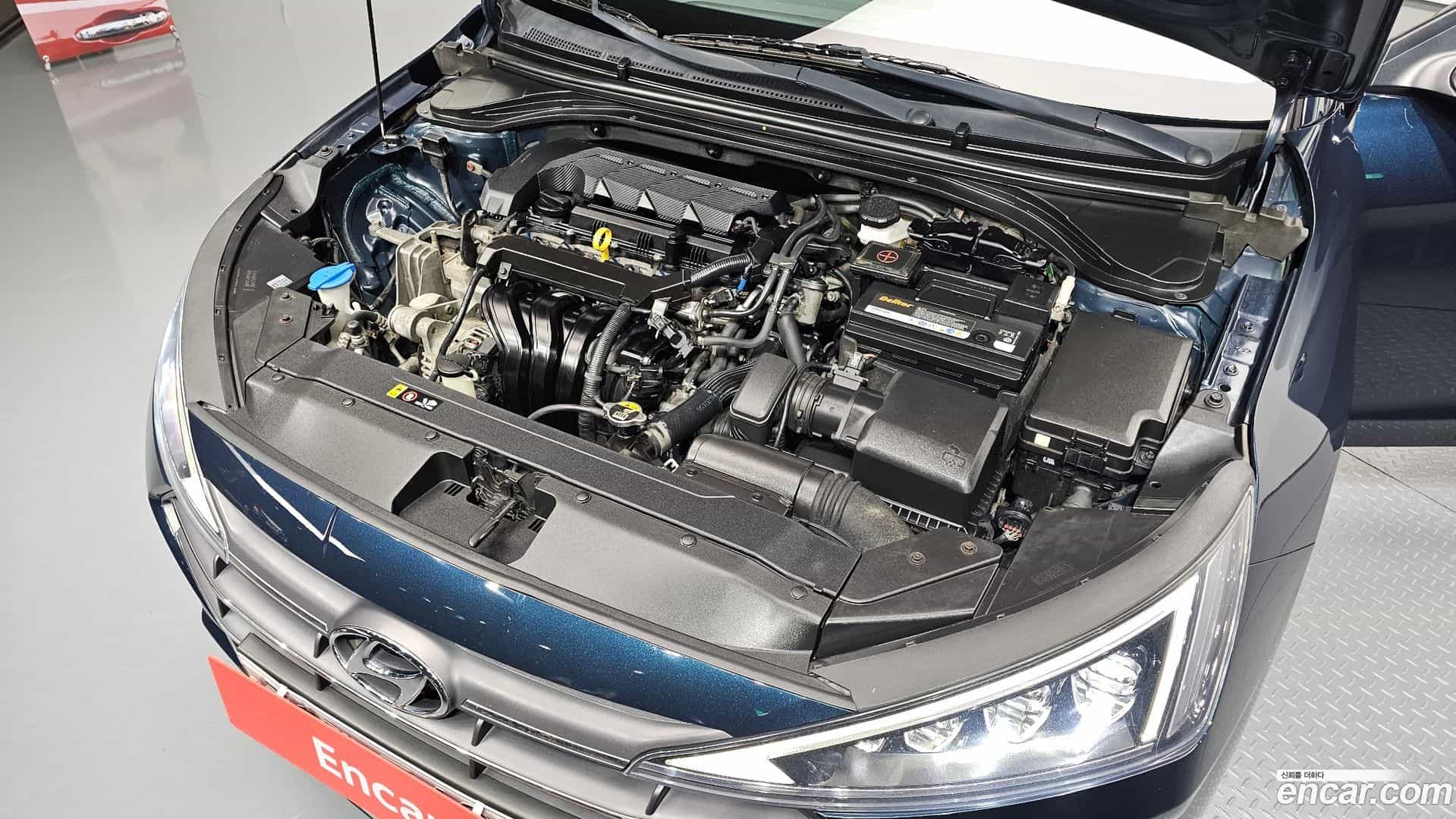 AVANTE Hyundai 2018.8-OUTER-006