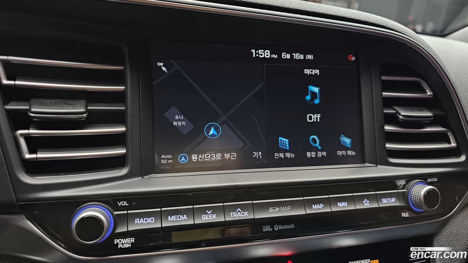 AVANTE Hyundai 2018.8-OPTION-020