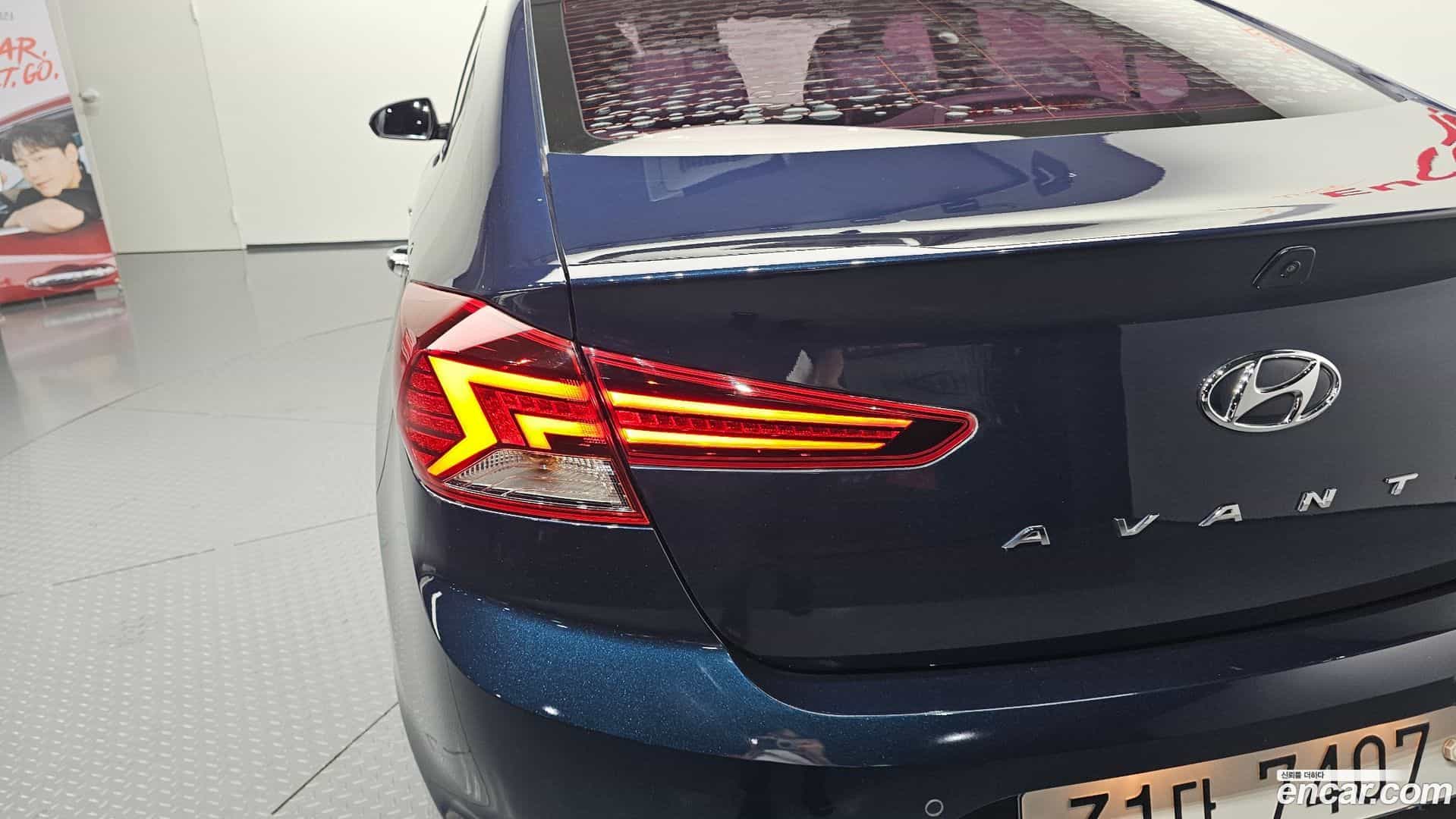 AVANTE Hyundai 2018.8-OUTER-033