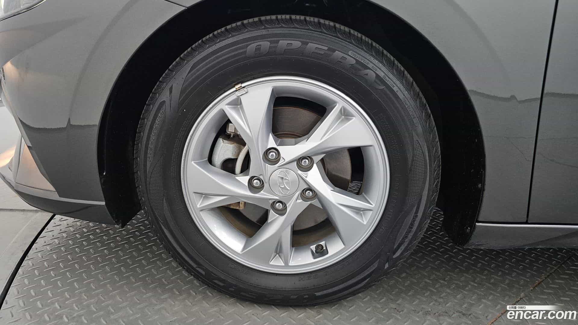AVANTE Hyundai 2020.9-OUTER-005