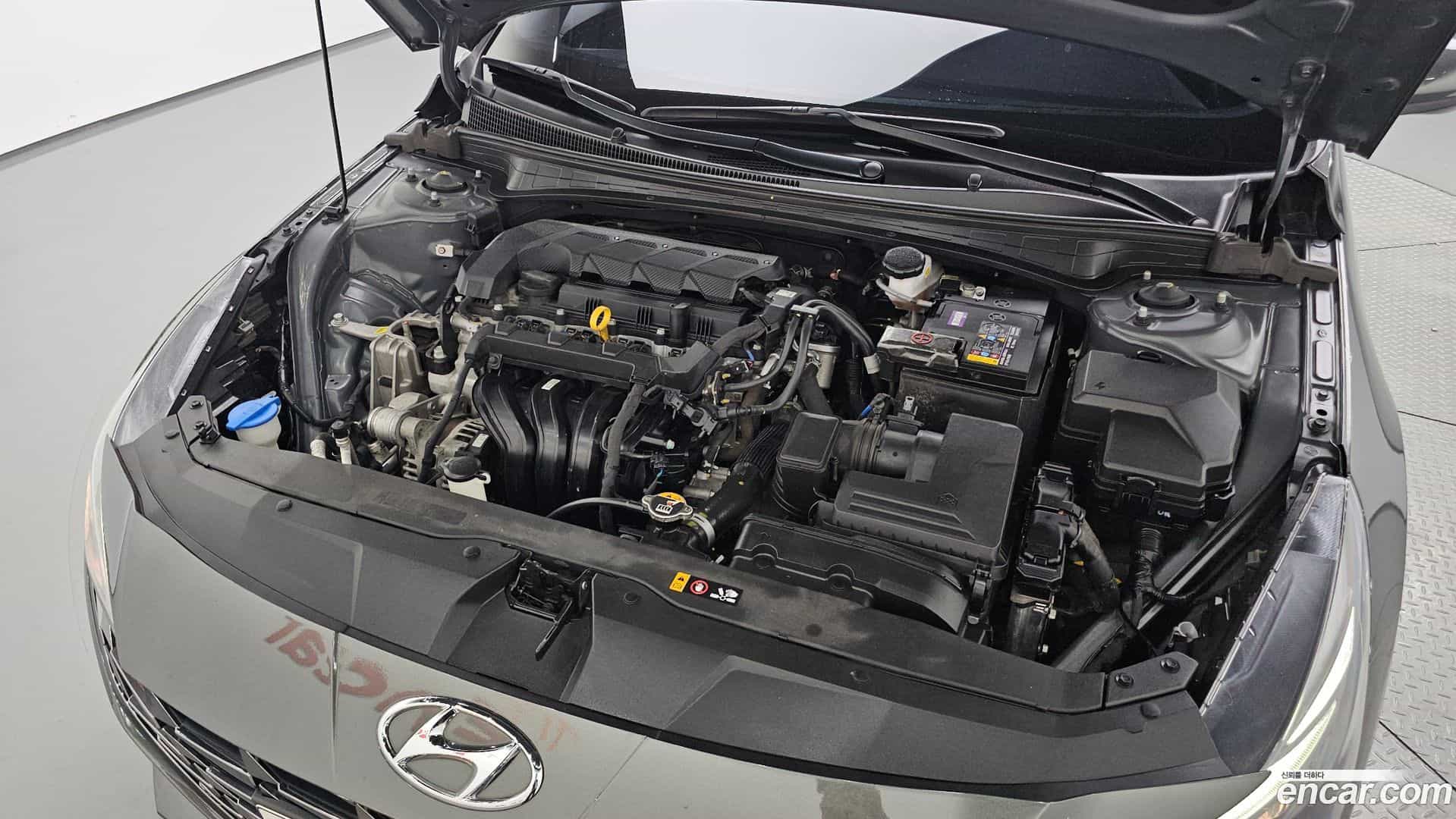 AVANTE Hyundai 2020.9-OUTER-006