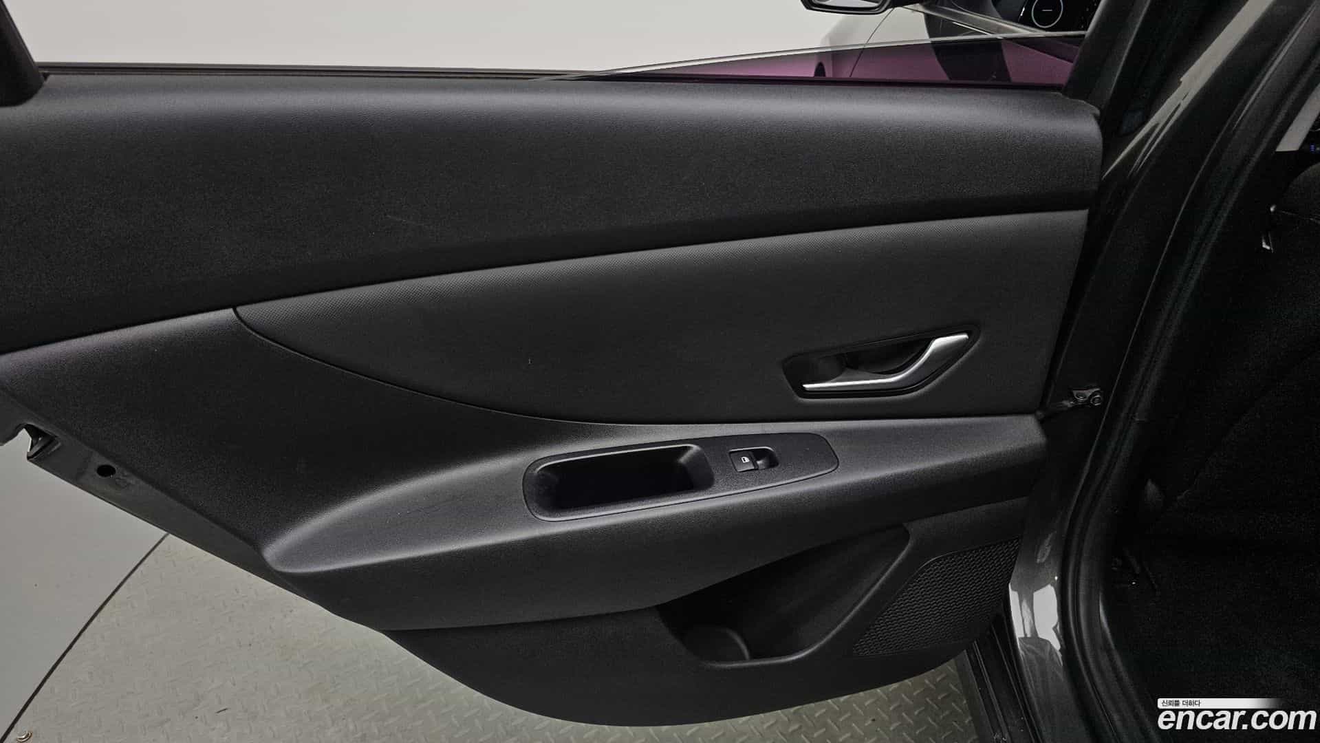 AVANTE Hyundai 2020.9-INNER-035