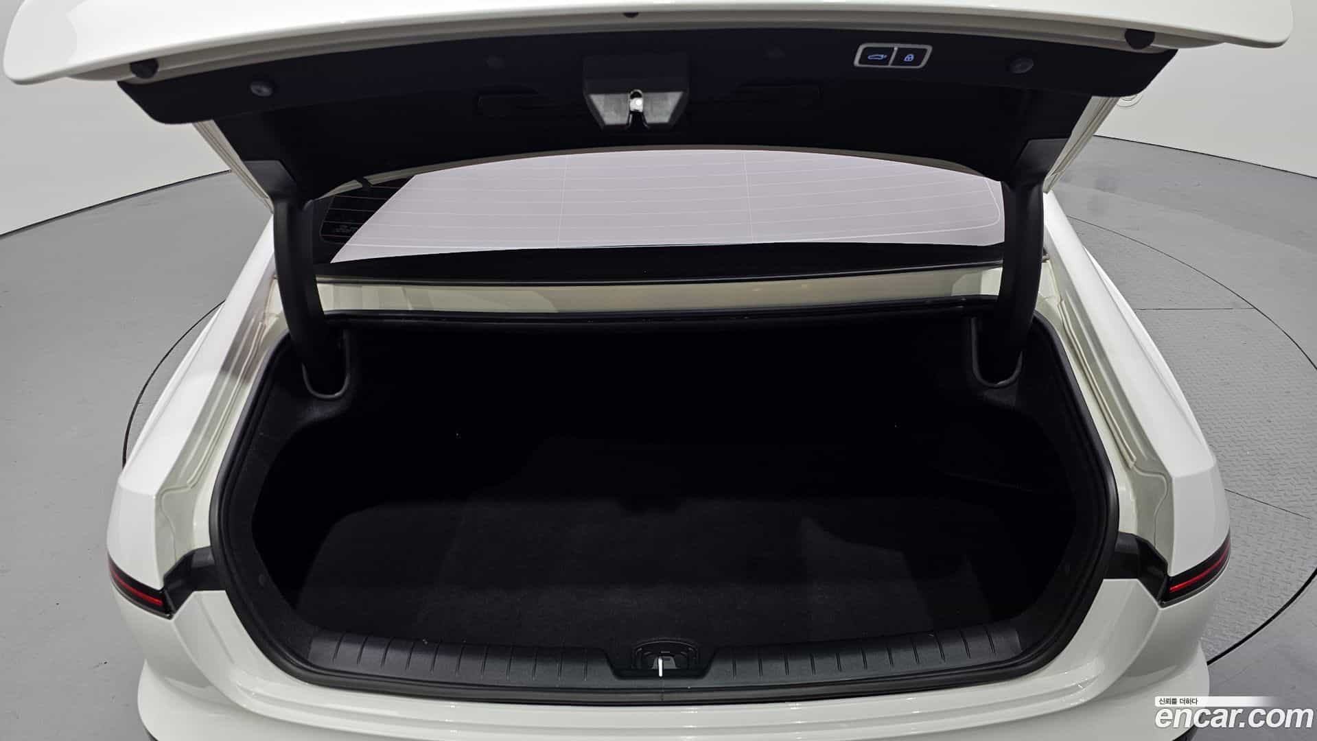 Grandeur Hyundai 2023.7-OPTION-024