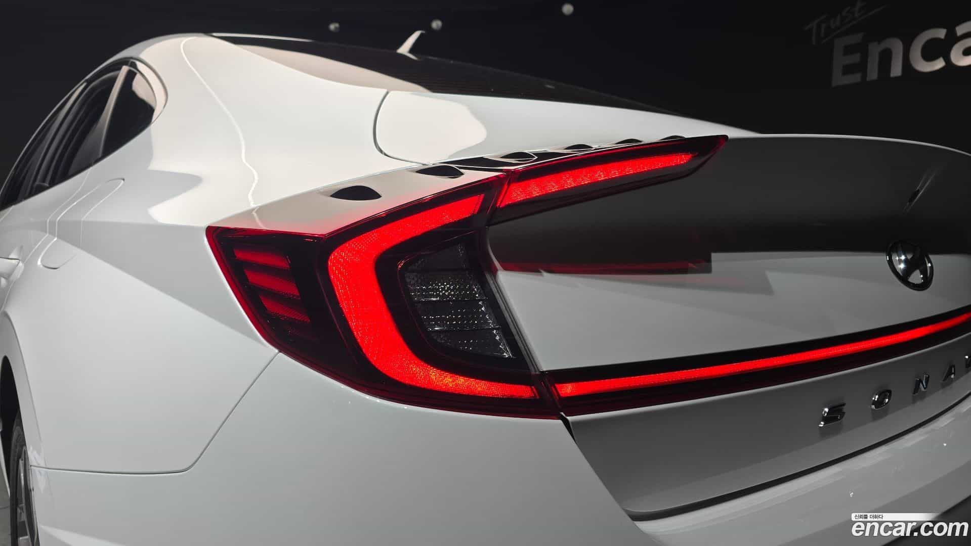 Sonata Hyundai 2021.2-OUTER-033