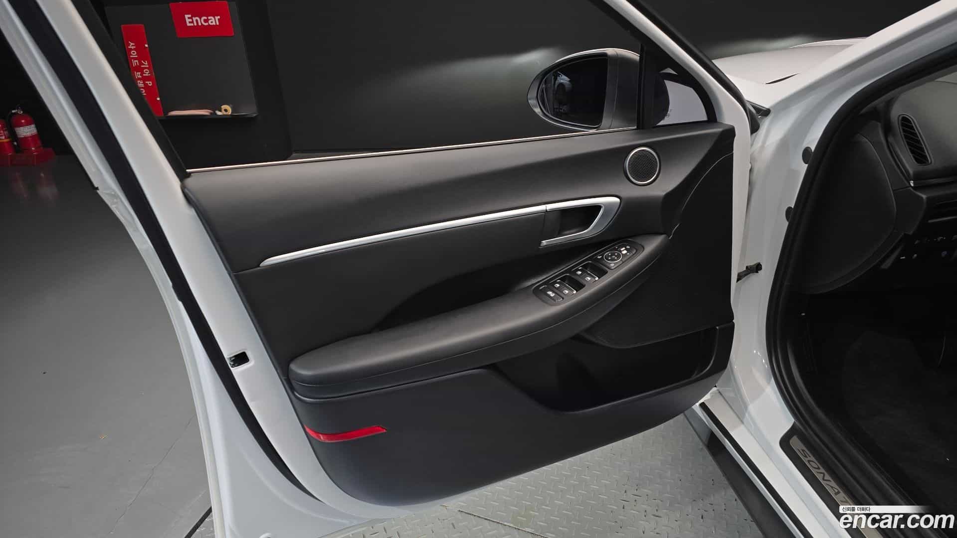Sonata Hyundai 2021.2-INNER-034