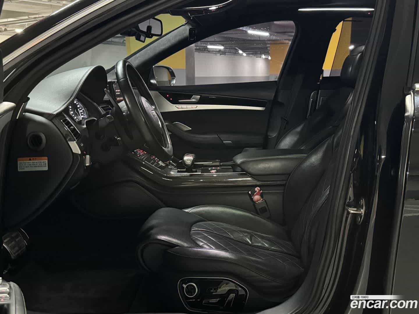 S8 Audi 2014.3-INNER-008