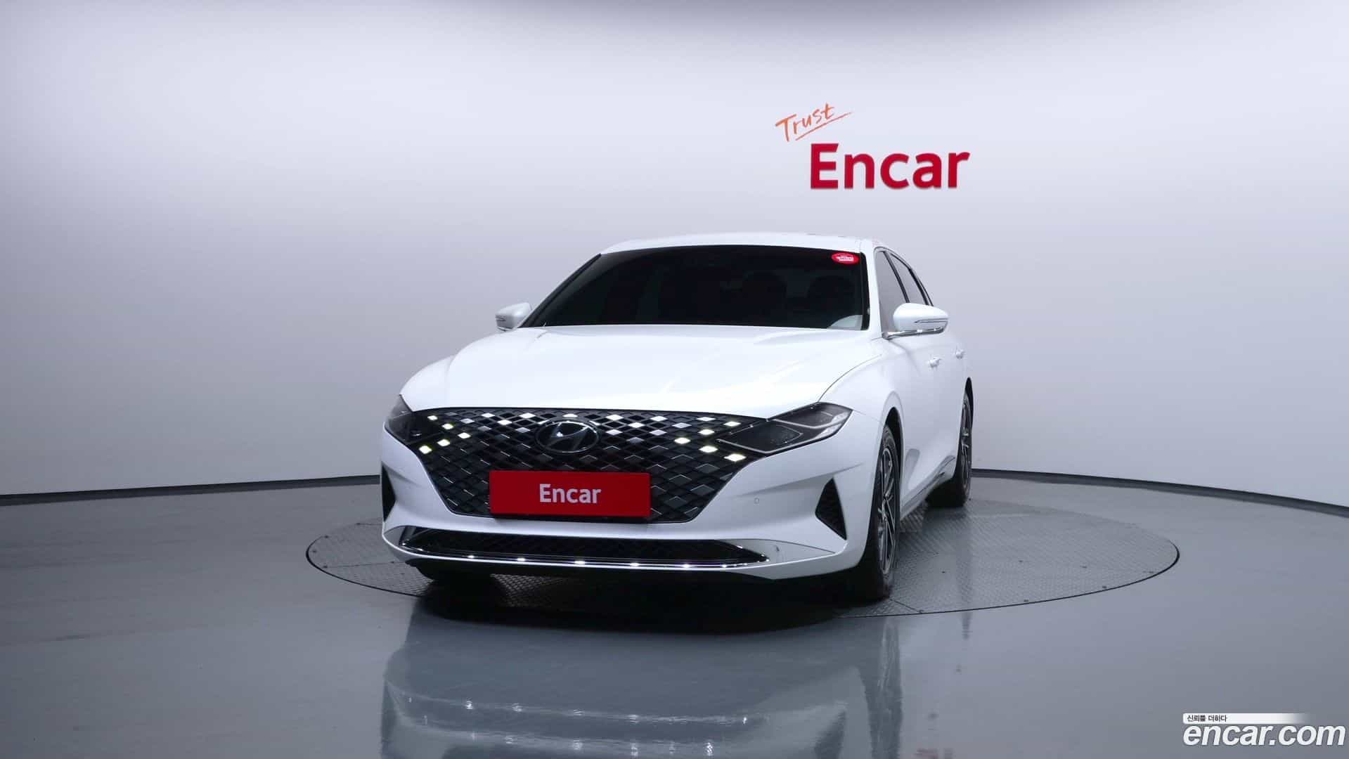 Grandeur Hyundai 2020.1-OUTER-003