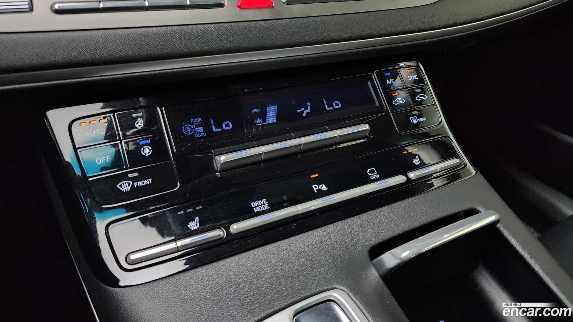 Grandeur Hyundai 2020.1-OPTION-043
