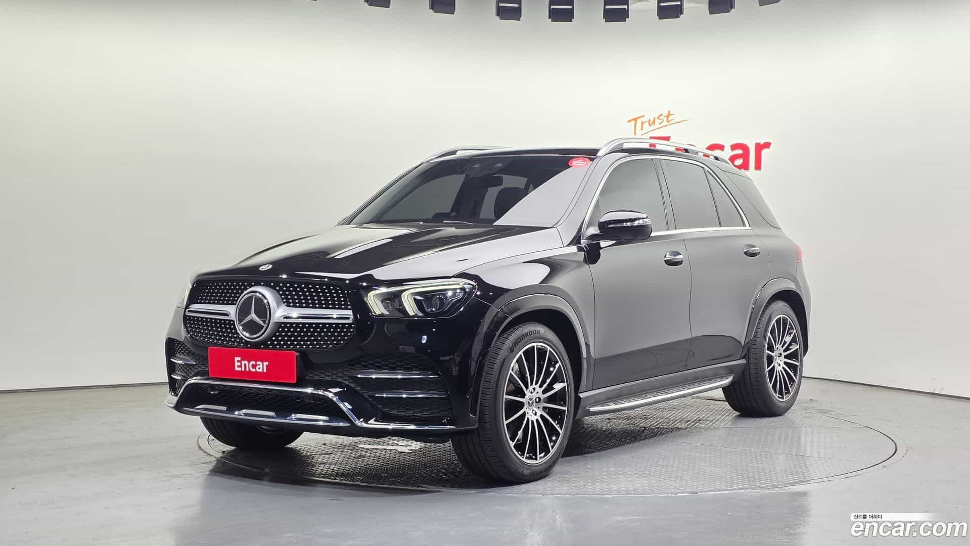 GLE-Class Mercedes-Benz 2022.2-OUTER-001