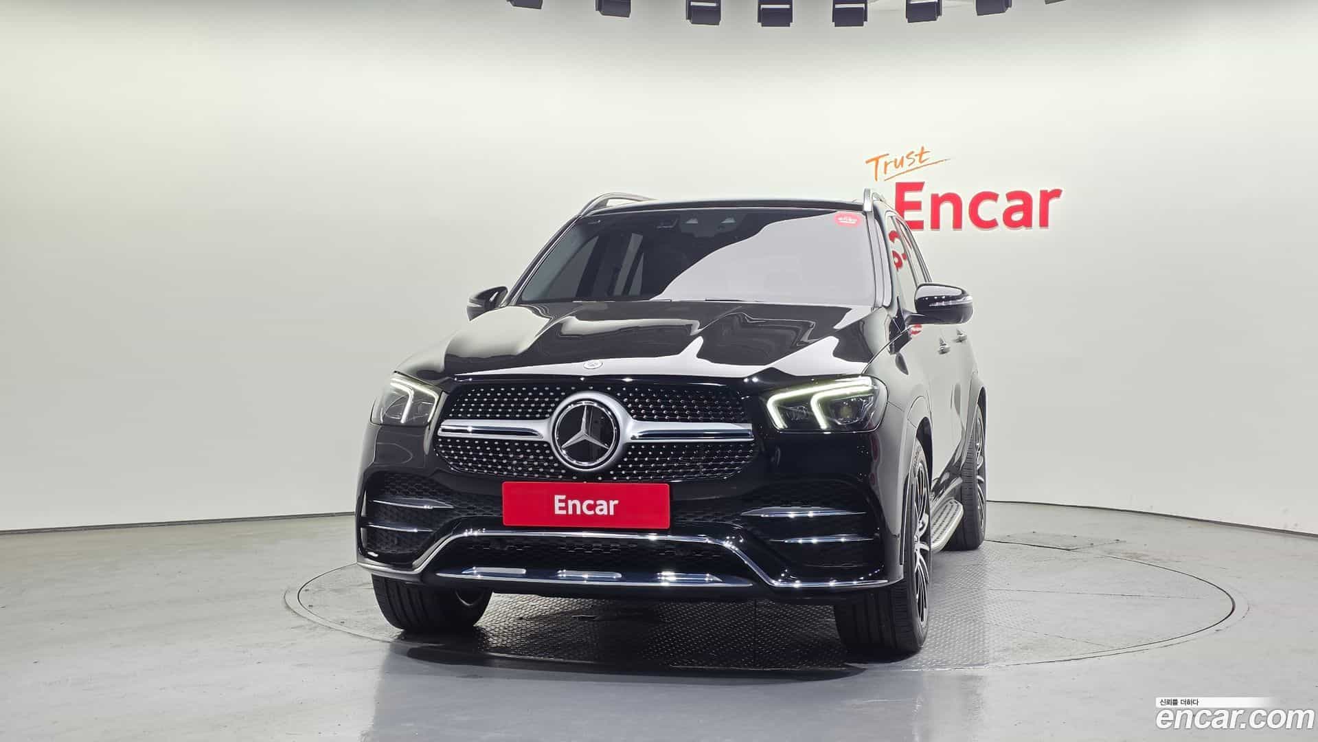GLE-Class Mercedes-Benz 2022.2-OUTER-003