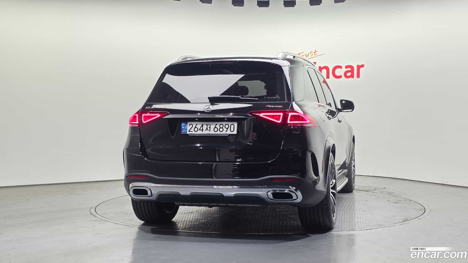 GLE-Class Mercedes-Benz 2022.2-OUTER-004